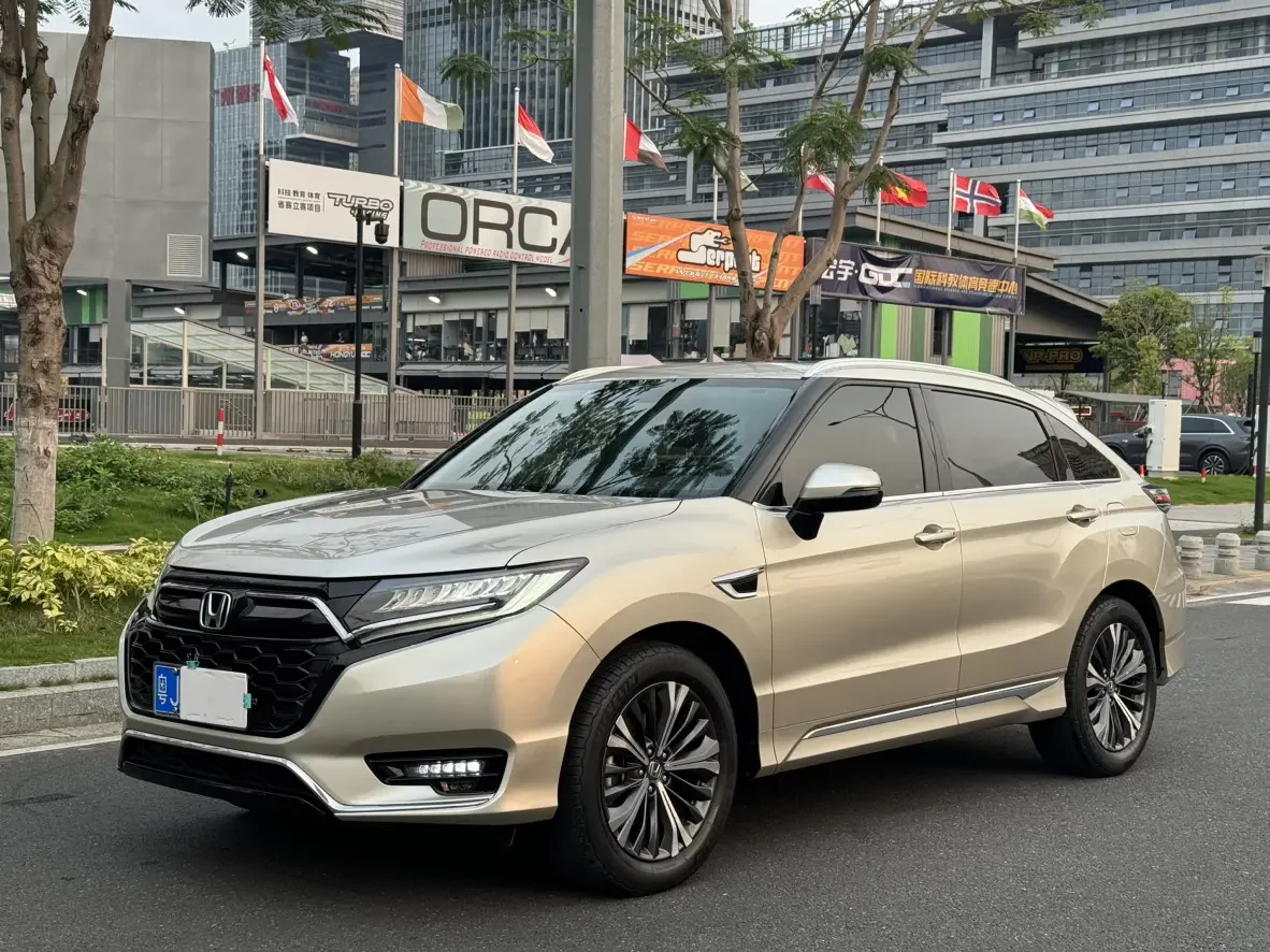 Honda UR-V