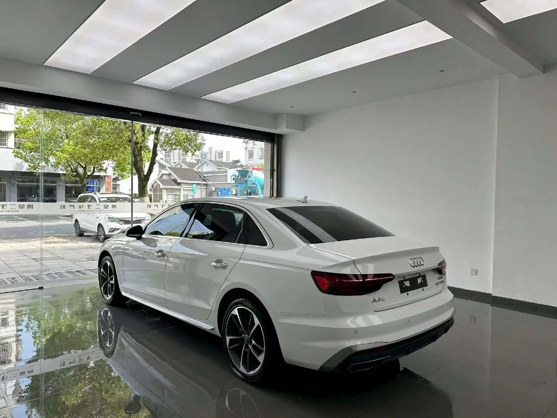 Audi A4L