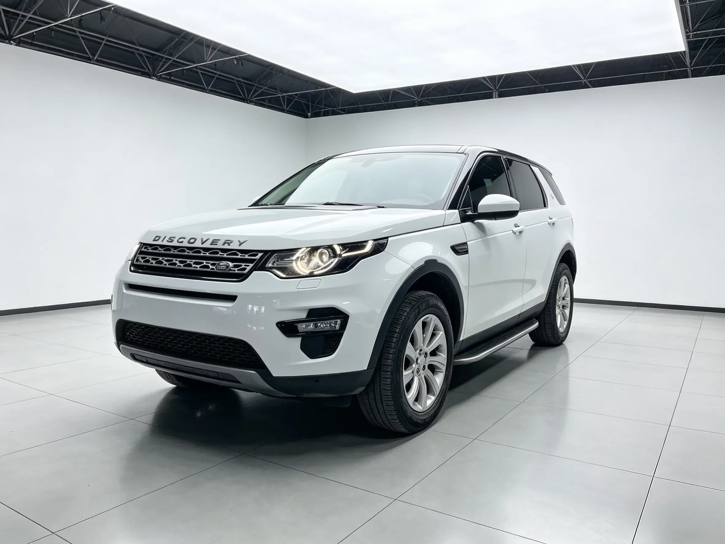 Land Rover Discover the magic