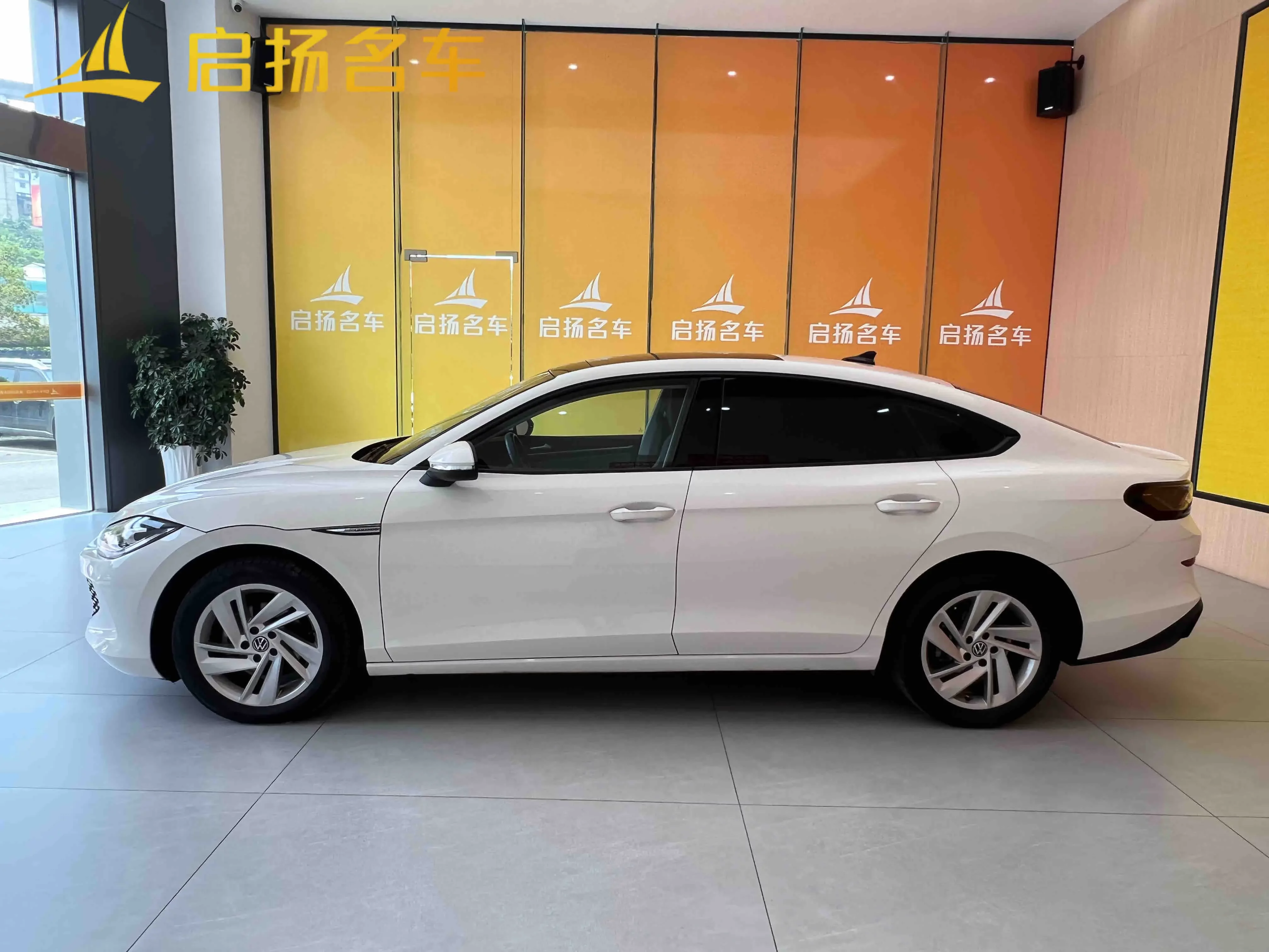 Volkswagen Lamando