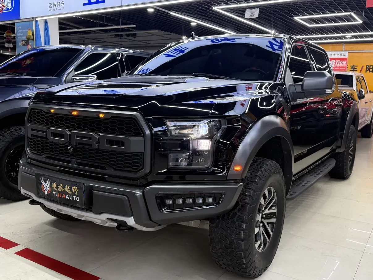 Ford F-150 Raptor