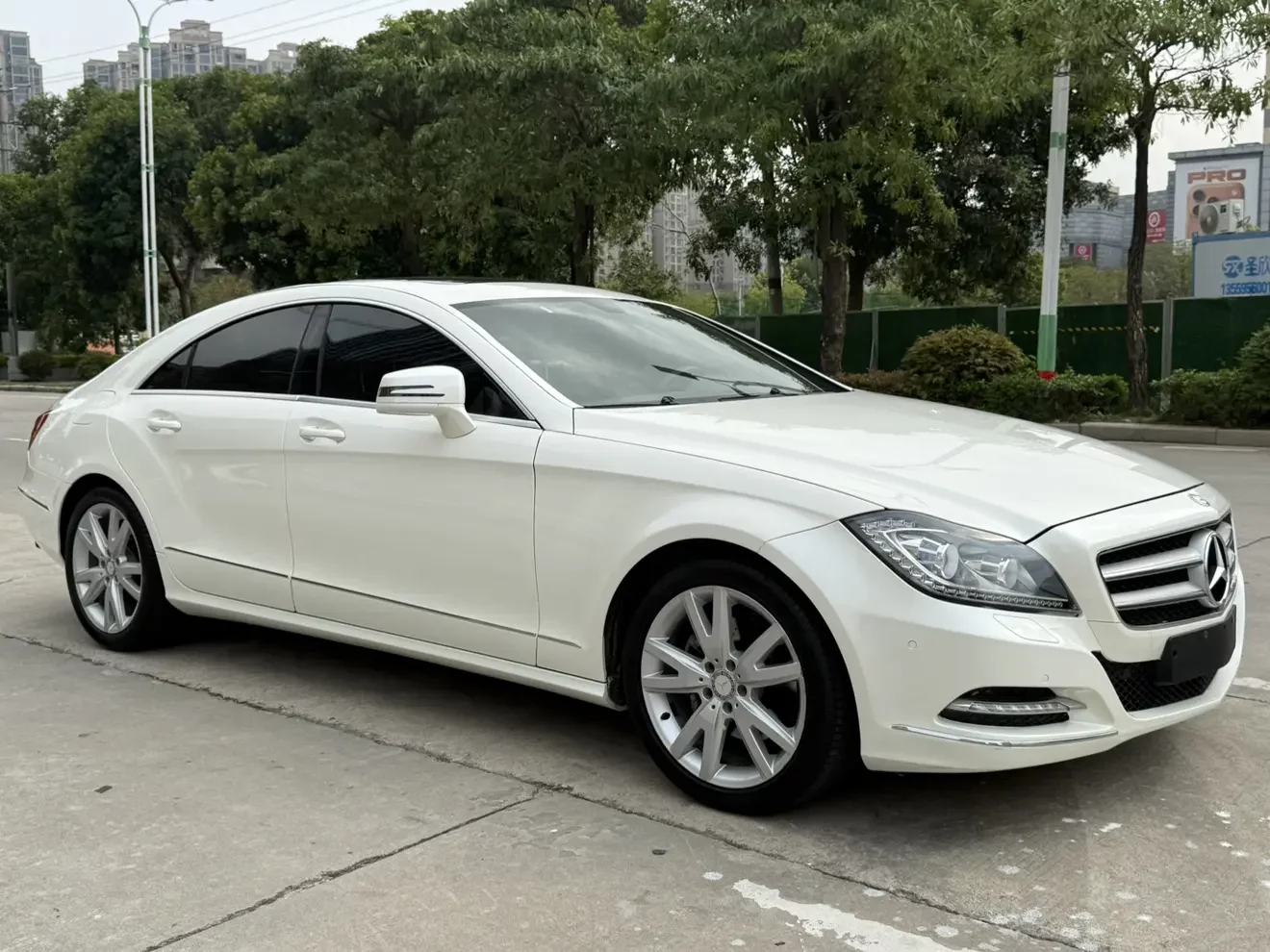 Mercedes-Benz CLS