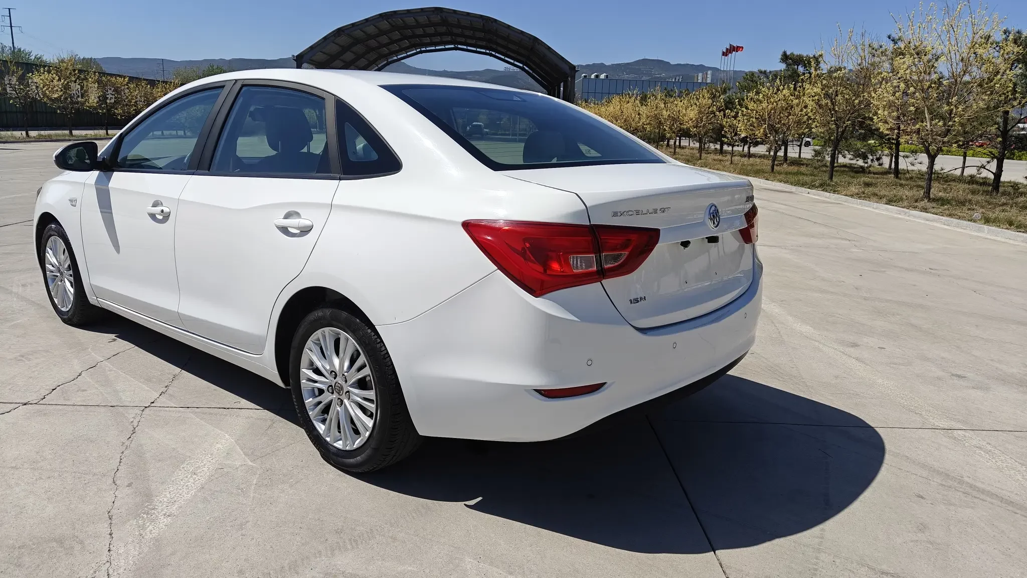 Buick Yinglang