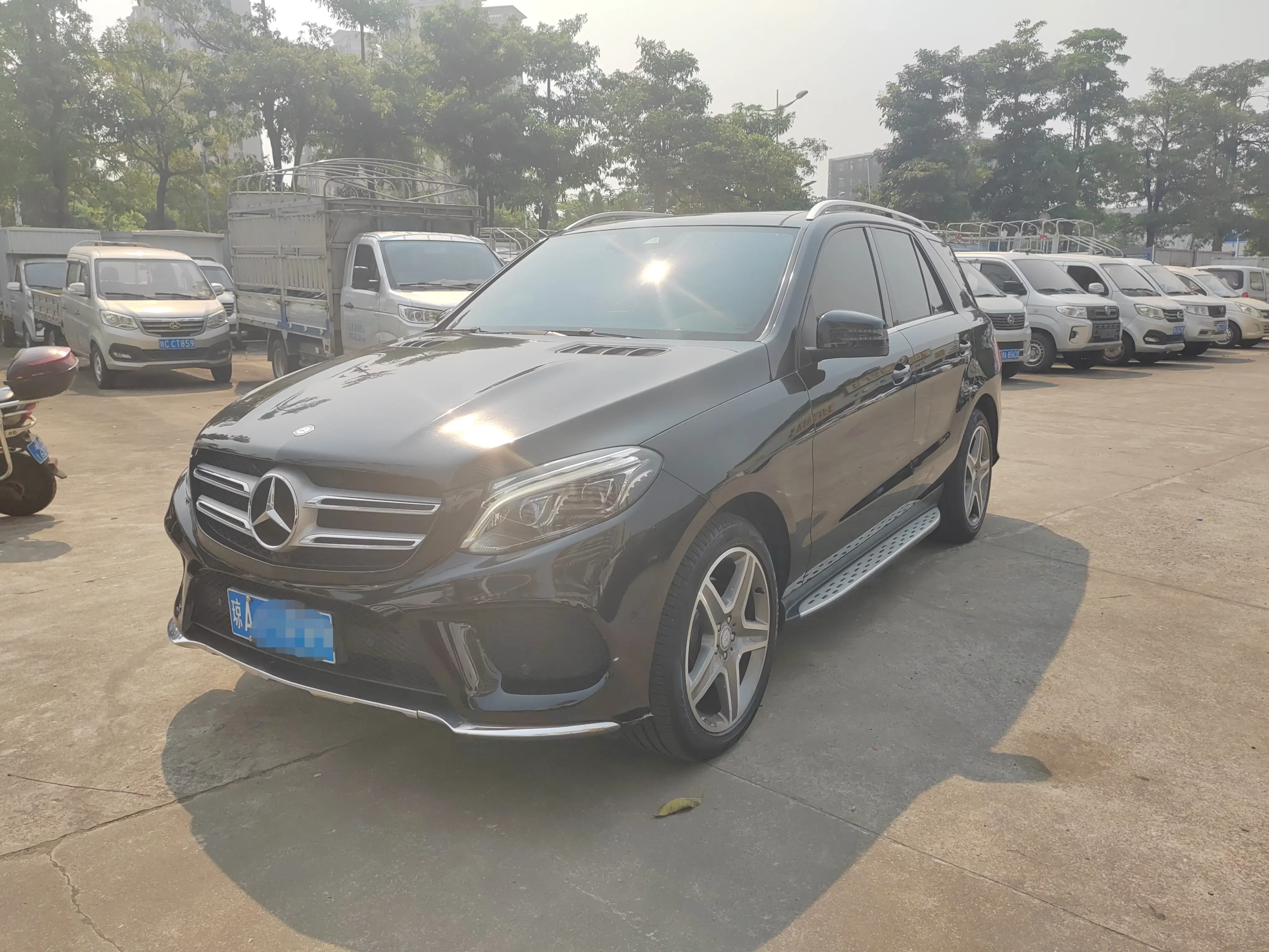 Mercedes-Benz GLE (Imported)