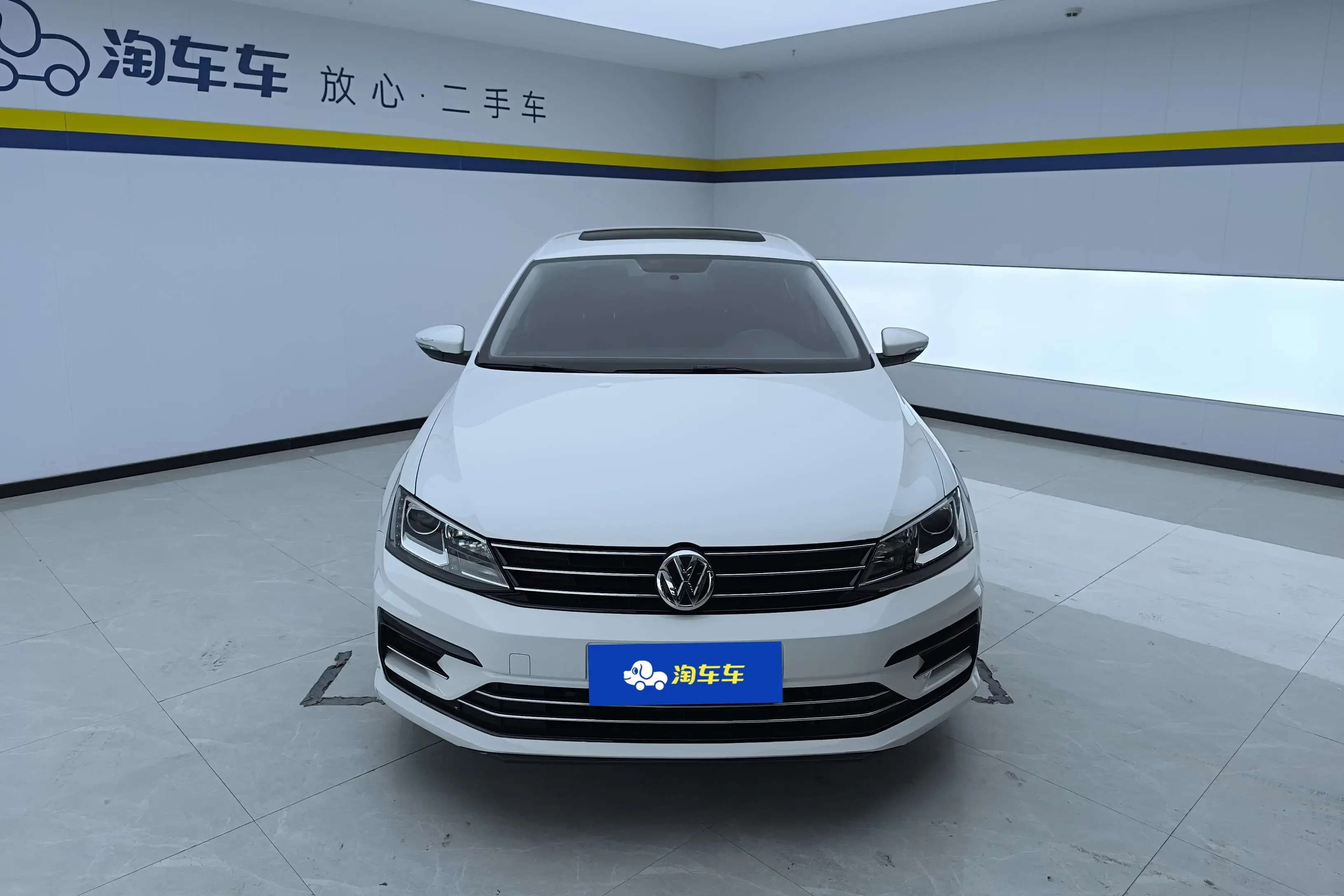 Volkswagen Sagitar