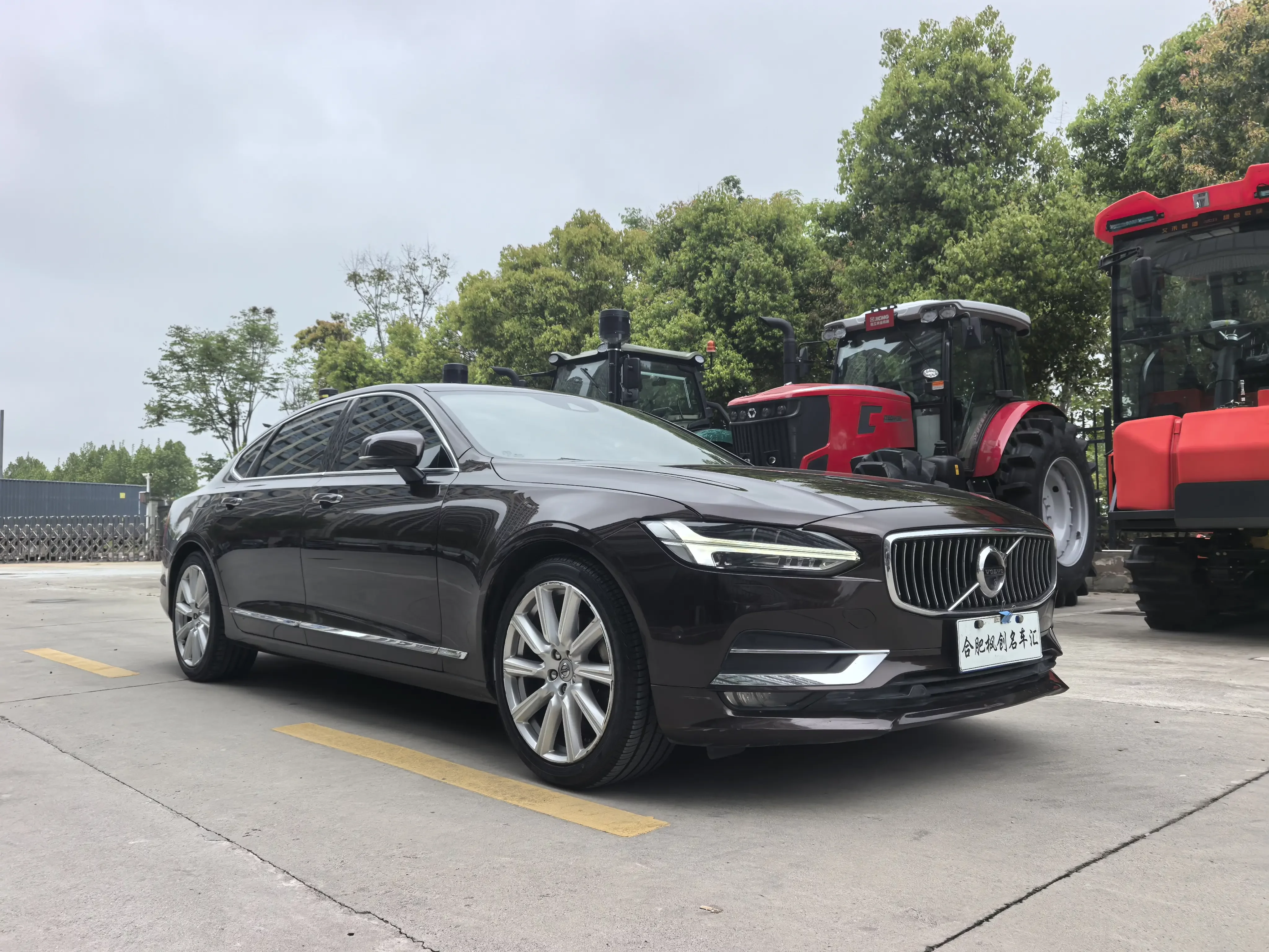 Volvo S90