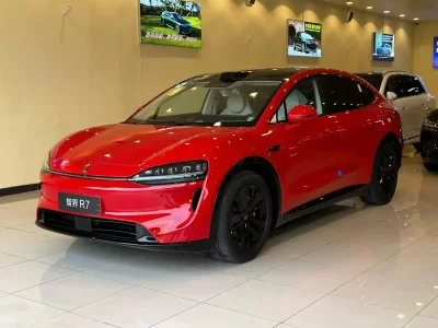 Luxeed Zhijie R7