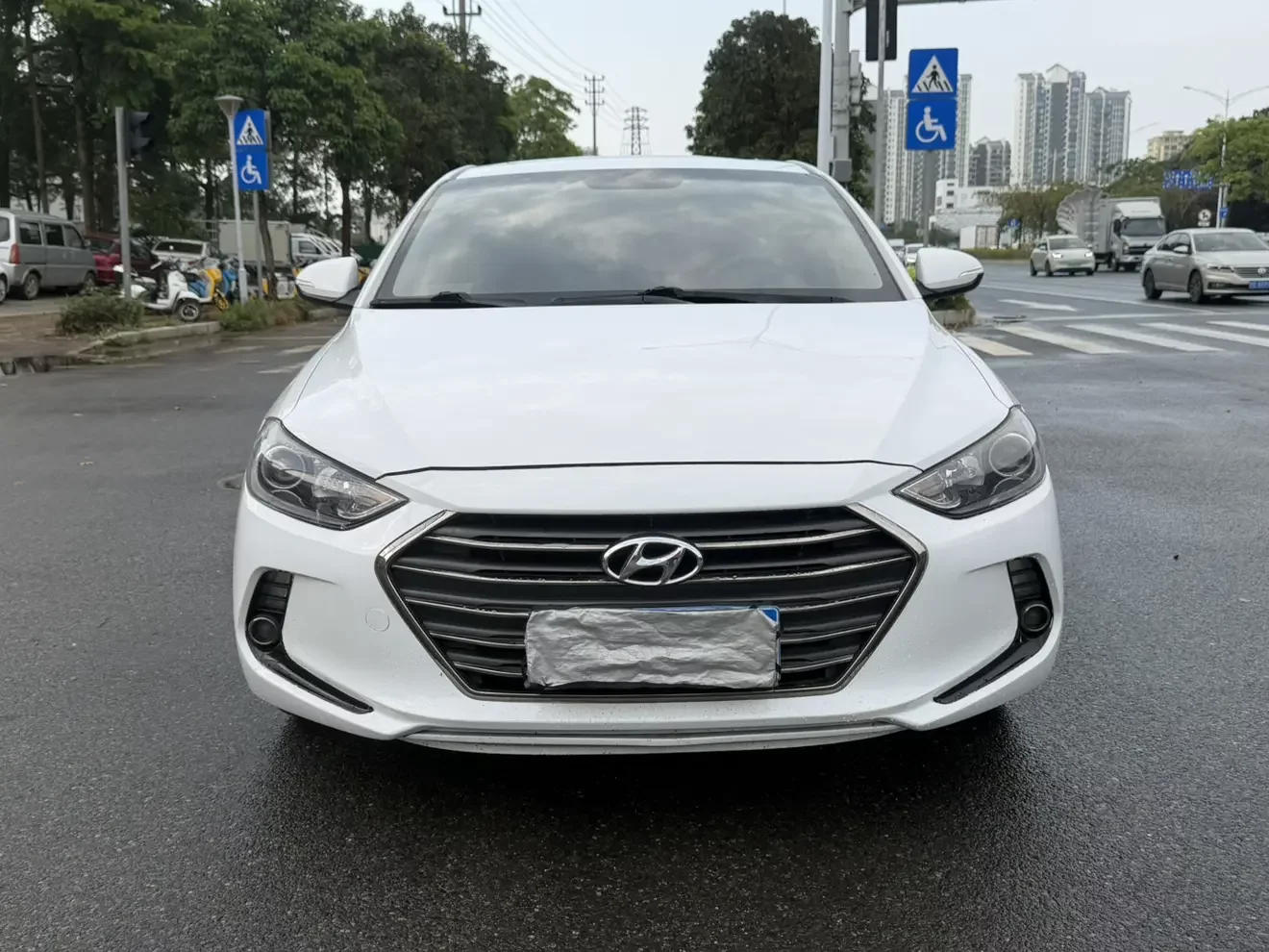 Hyundai lead