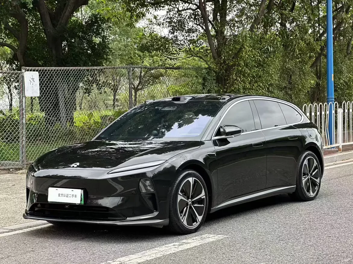 NIO ET5T  из Китая