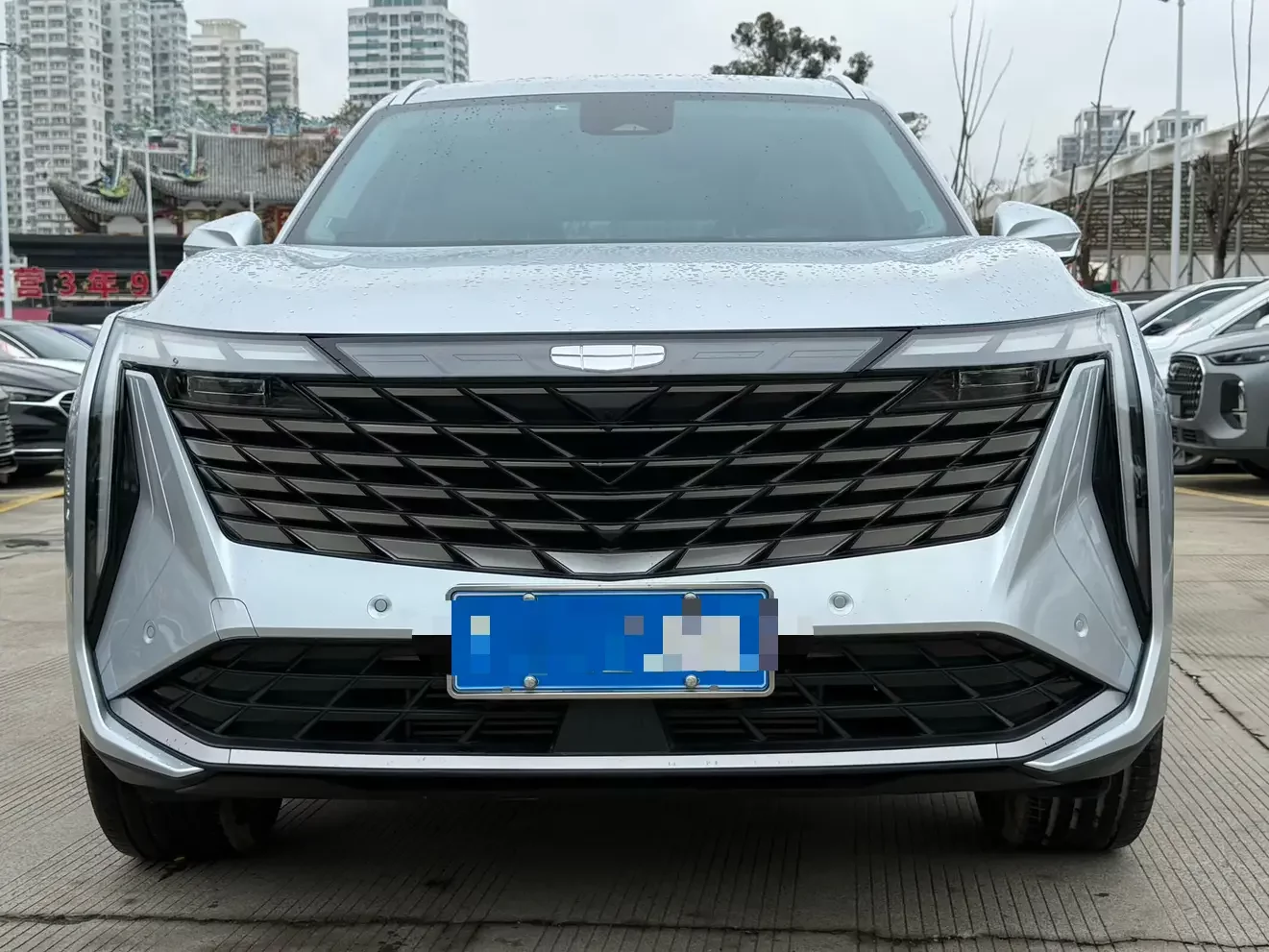 Geely Atlas L