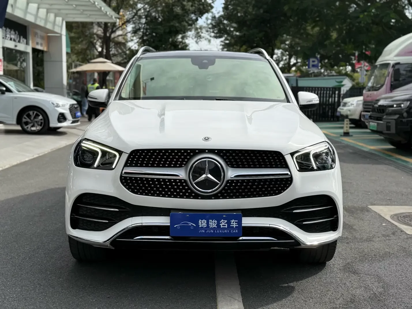 Mercedes-Benz GLE (Imported)