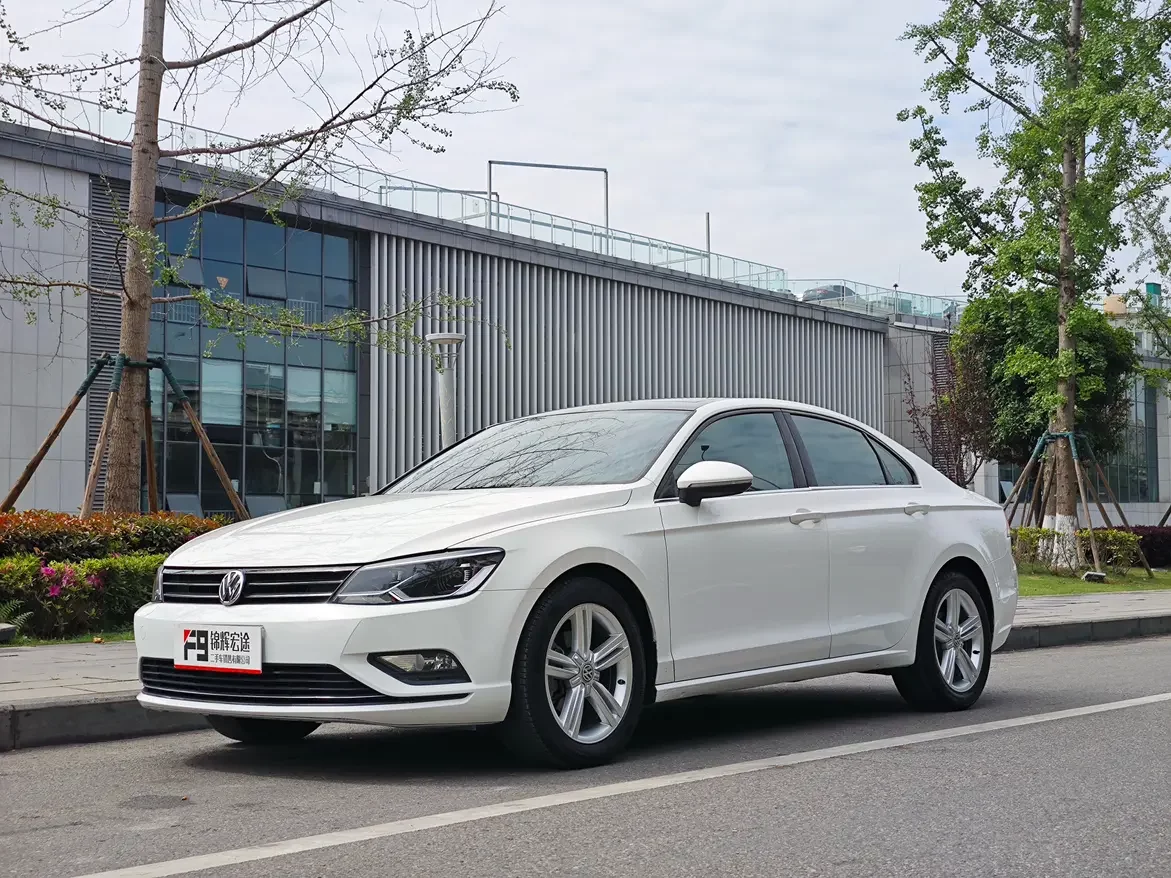 Volkswagen Lamando