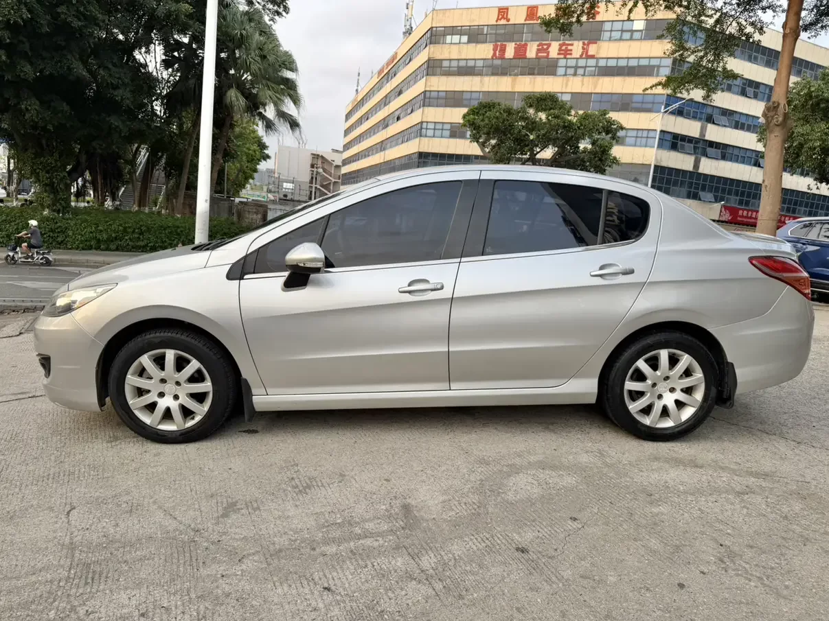Peugeot 308