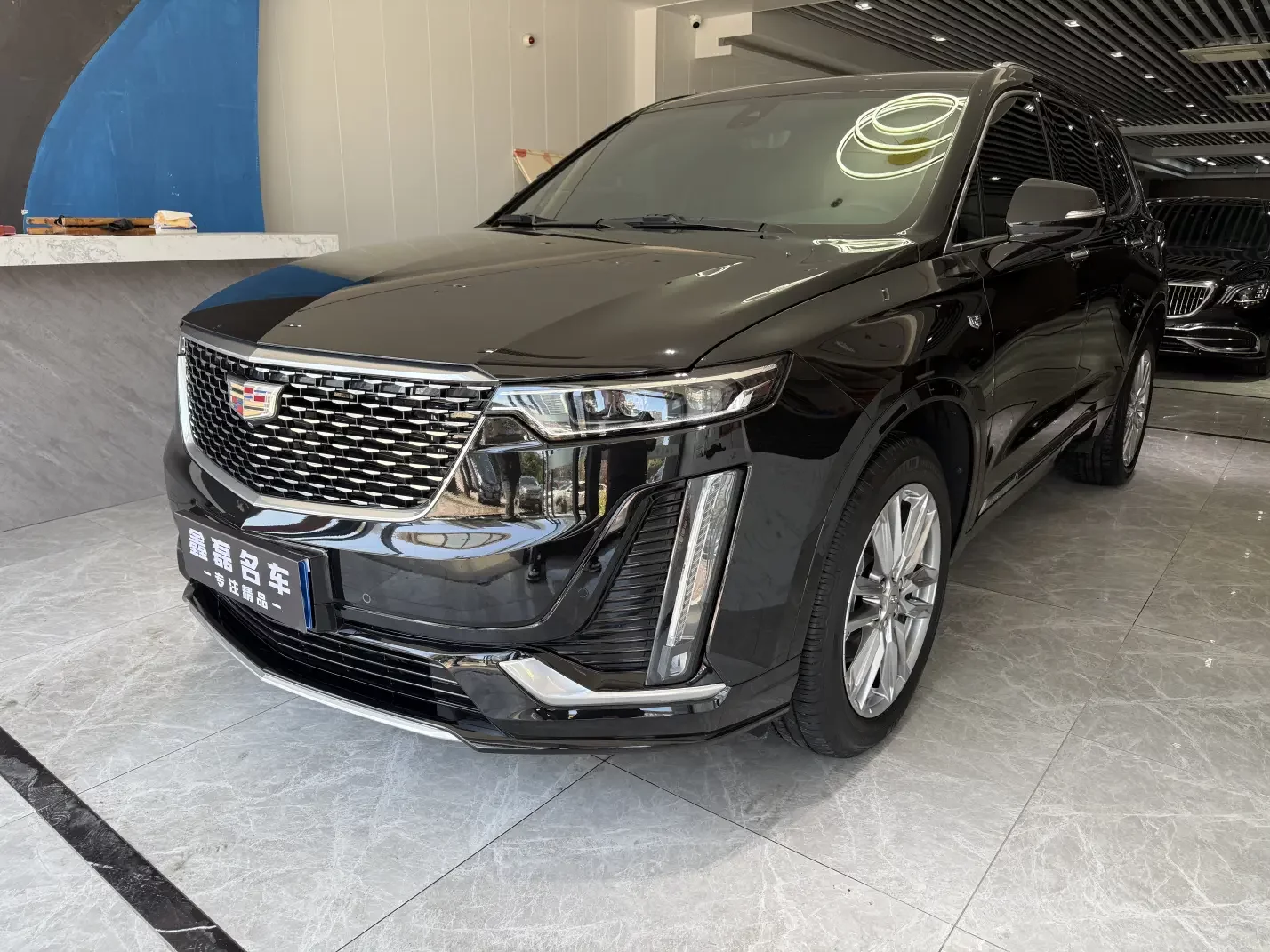 Cadillac XT6