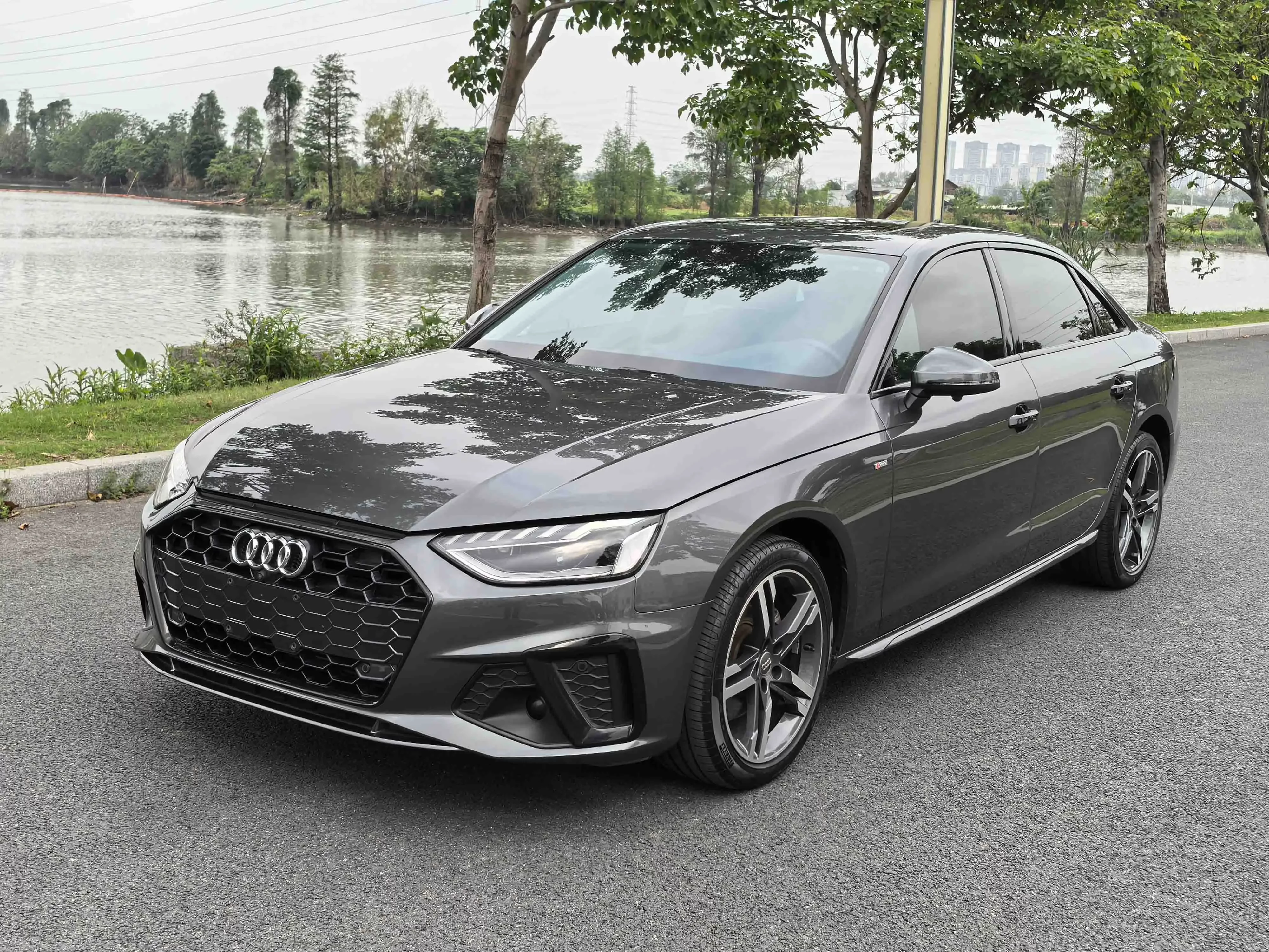 Audi A4L
