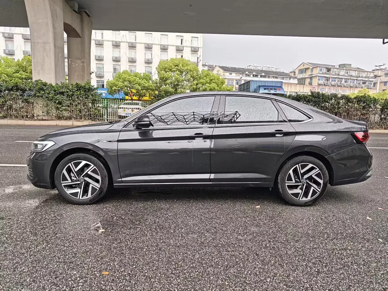 Volkswagen Sagitar