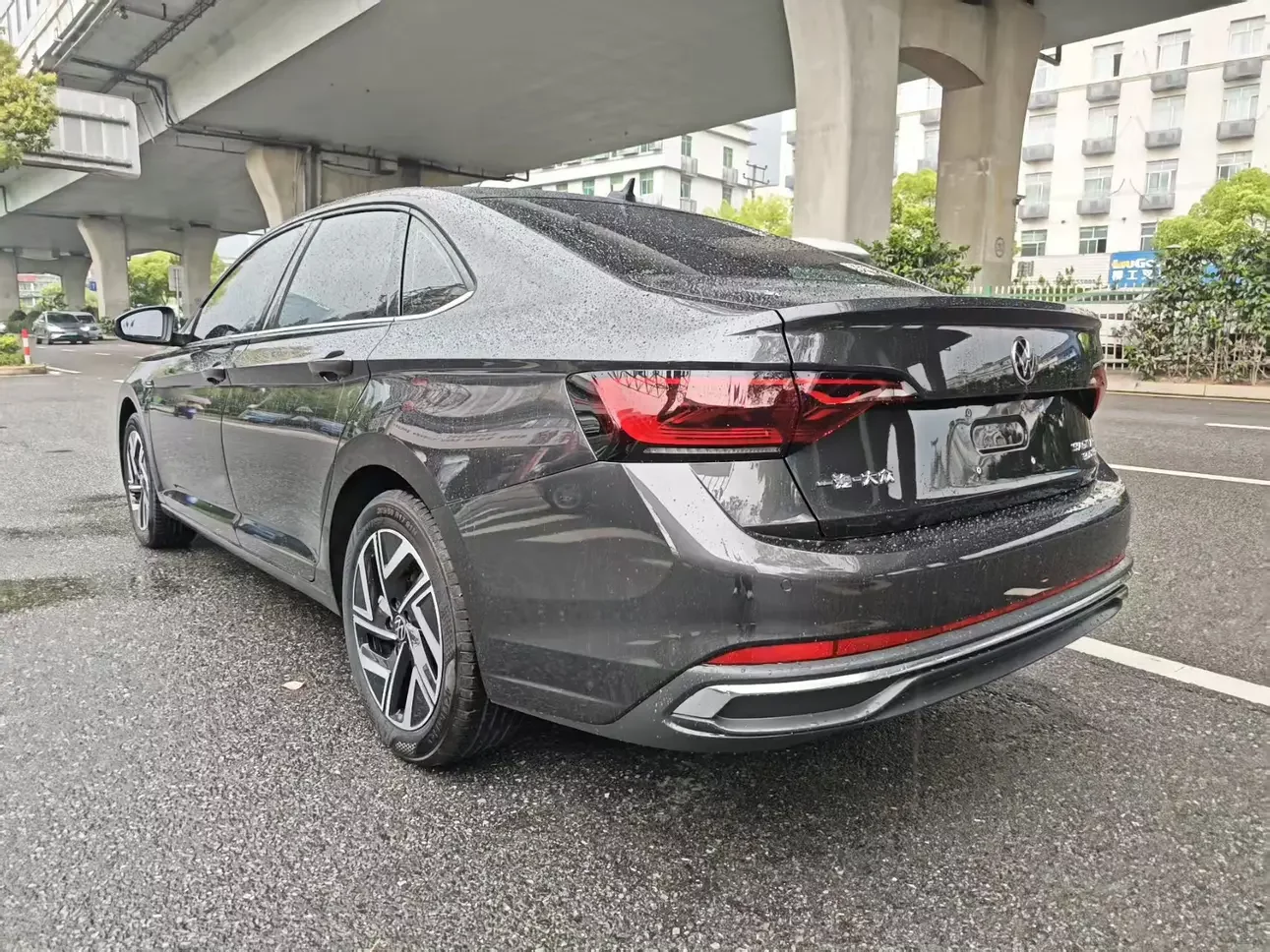 Volkswagen Sagitar