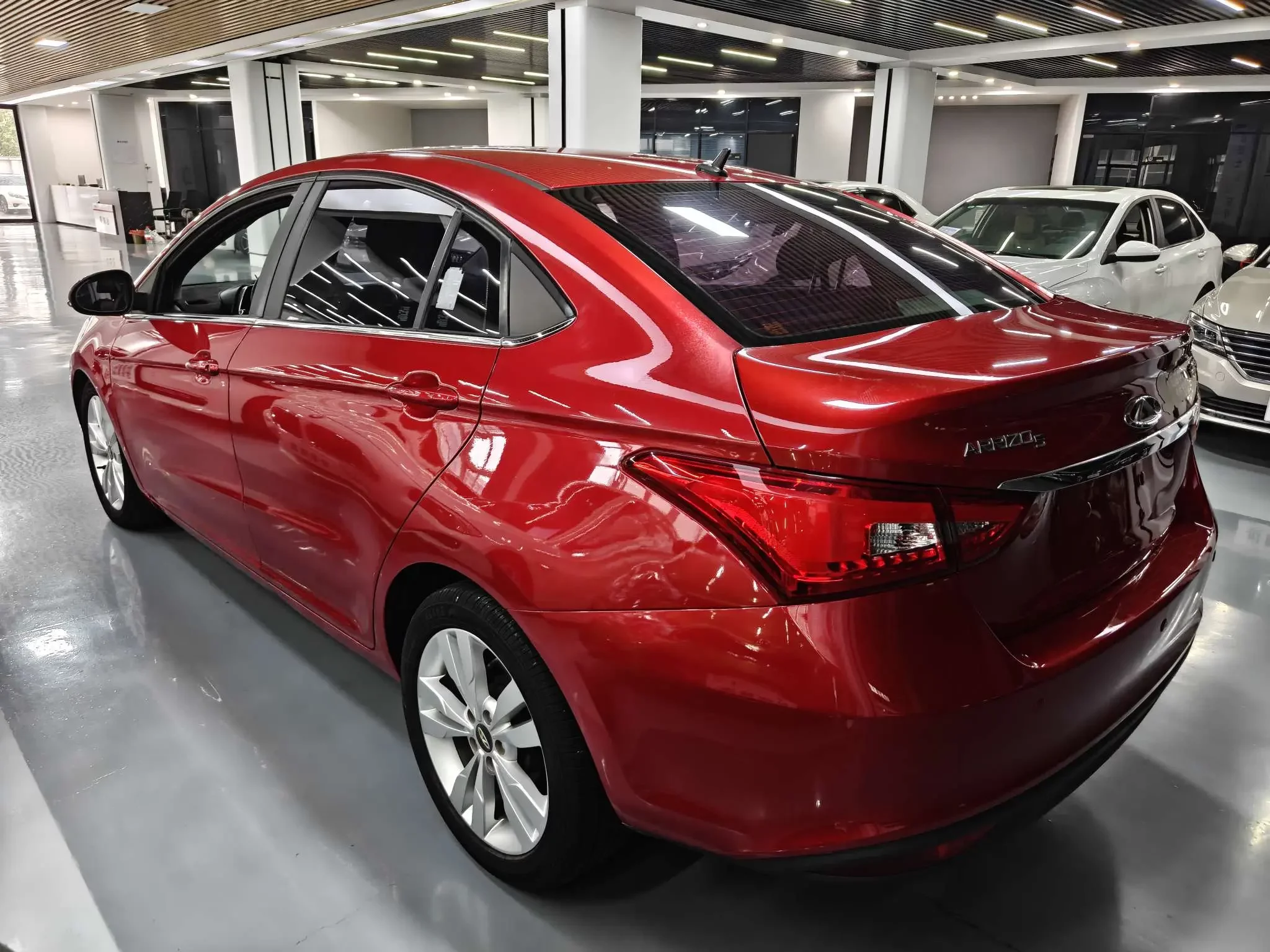 Chery Arrizo 5