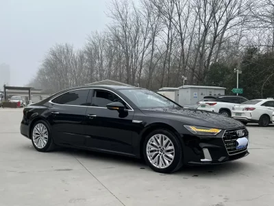 Audi A7L