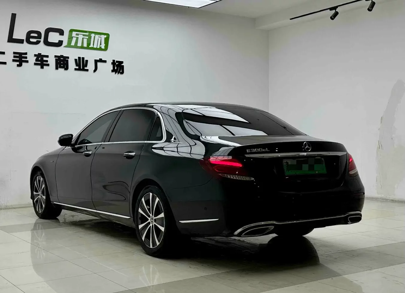 Mercedes-Benz E-Class PHEV