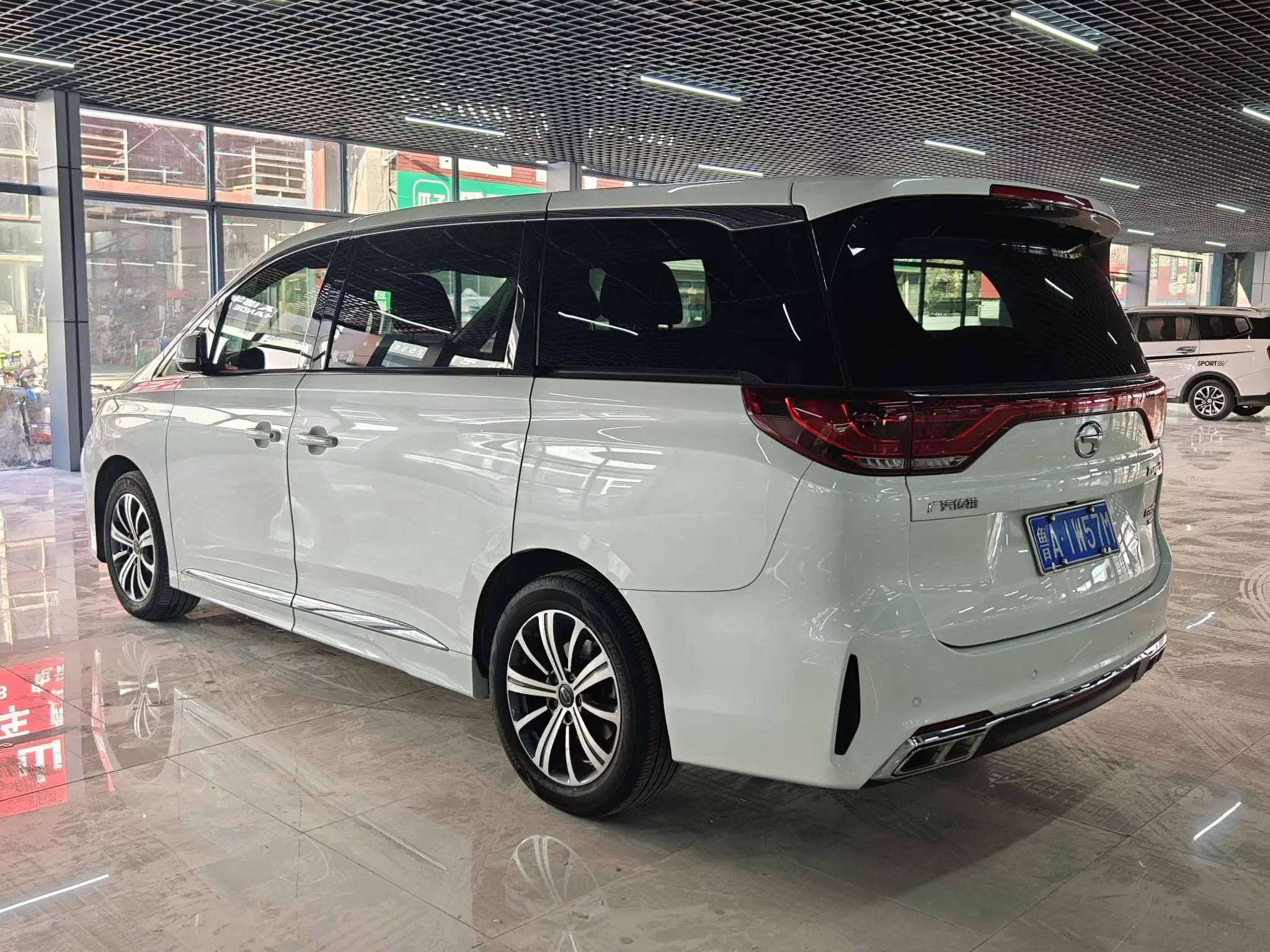 GAC Trumpchi M8