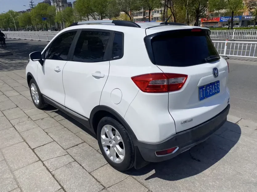 Changan CS15