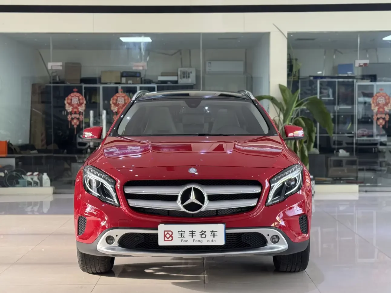 Mercedes-Benz GLA