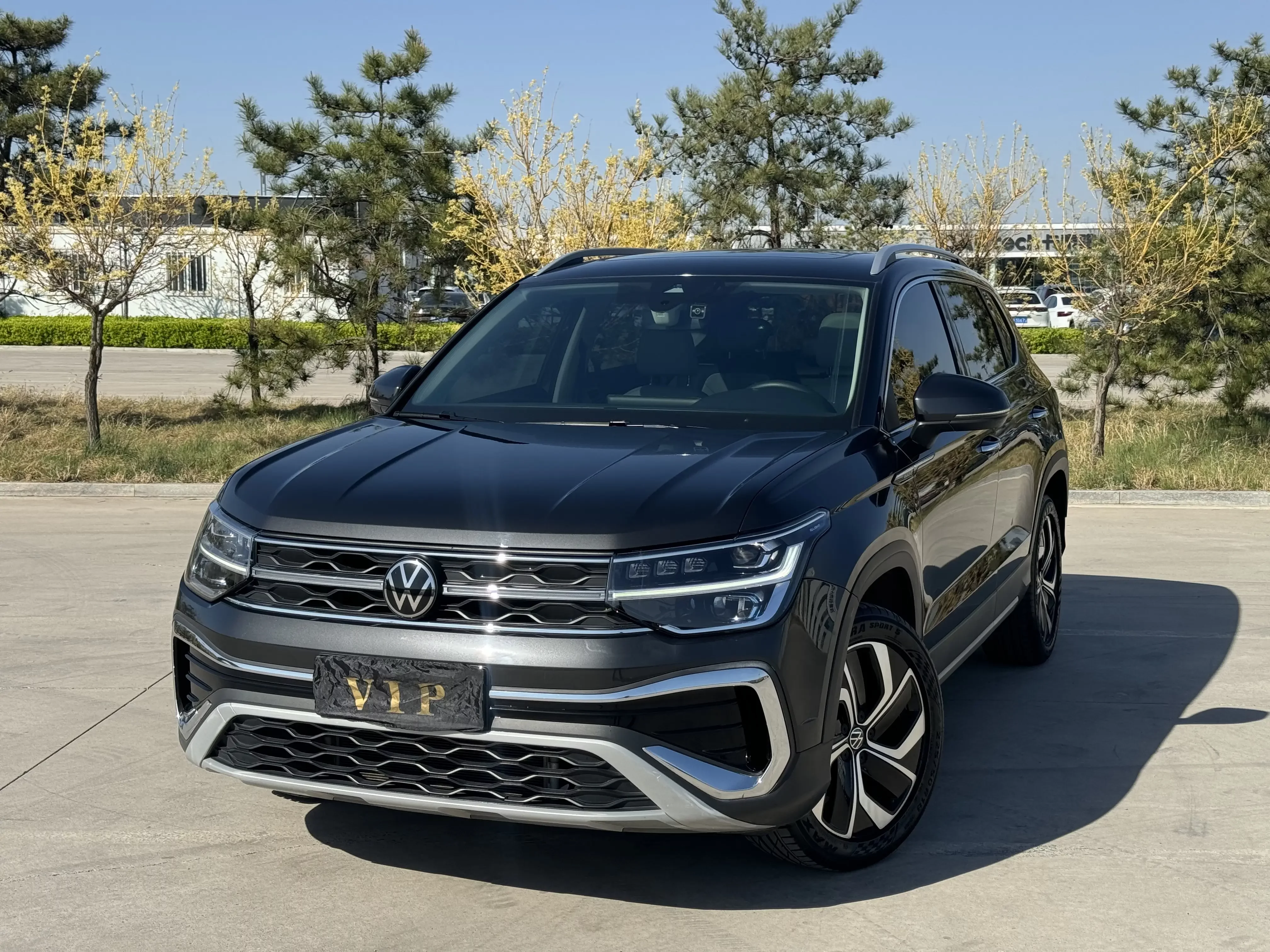 Volkswagen Tharu