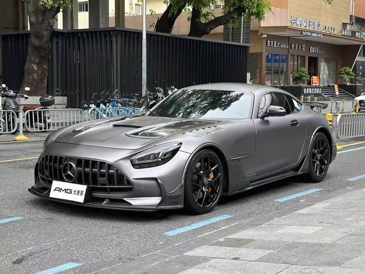 Mercedes-Benz AMG GT