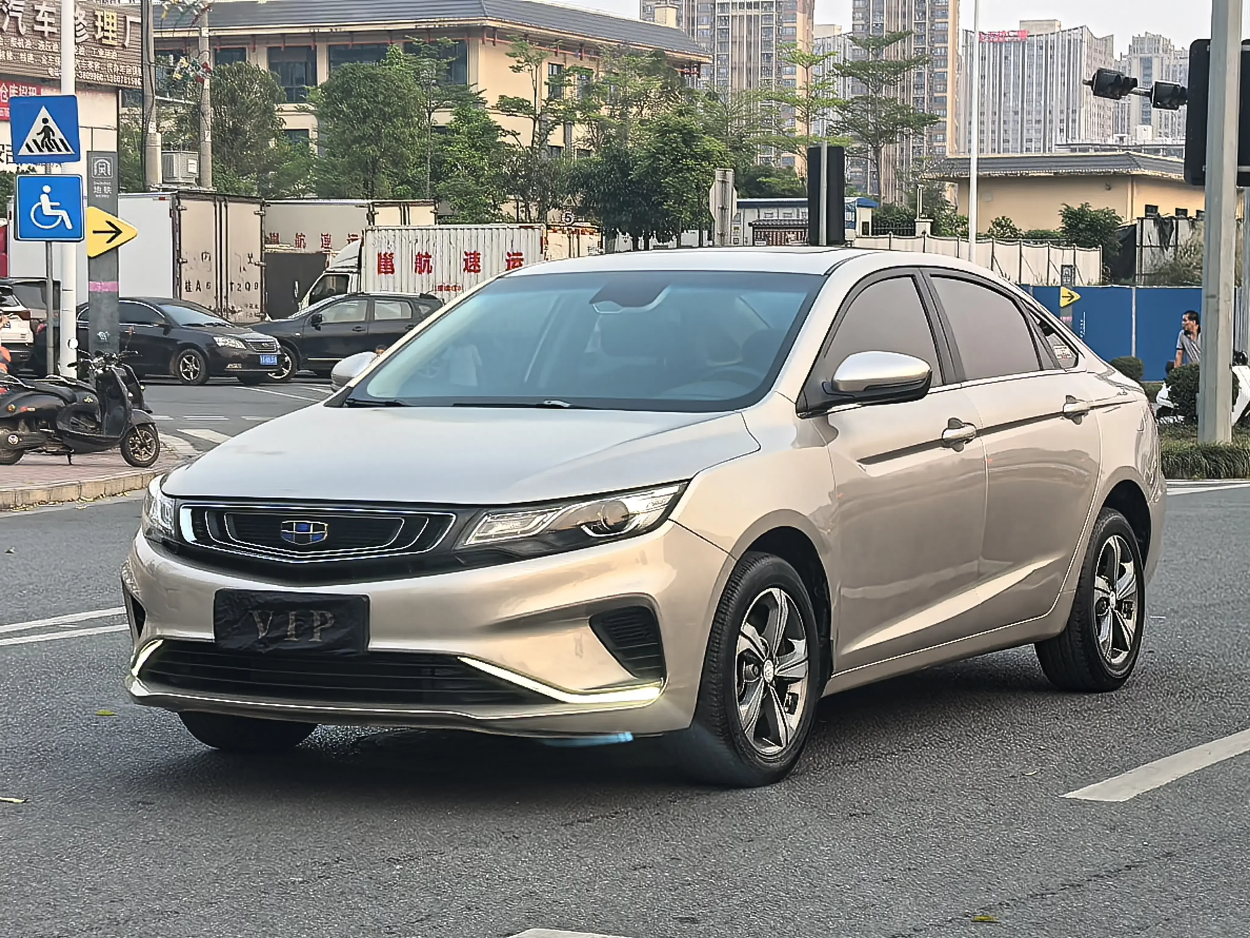 Geely Emgrand GL
