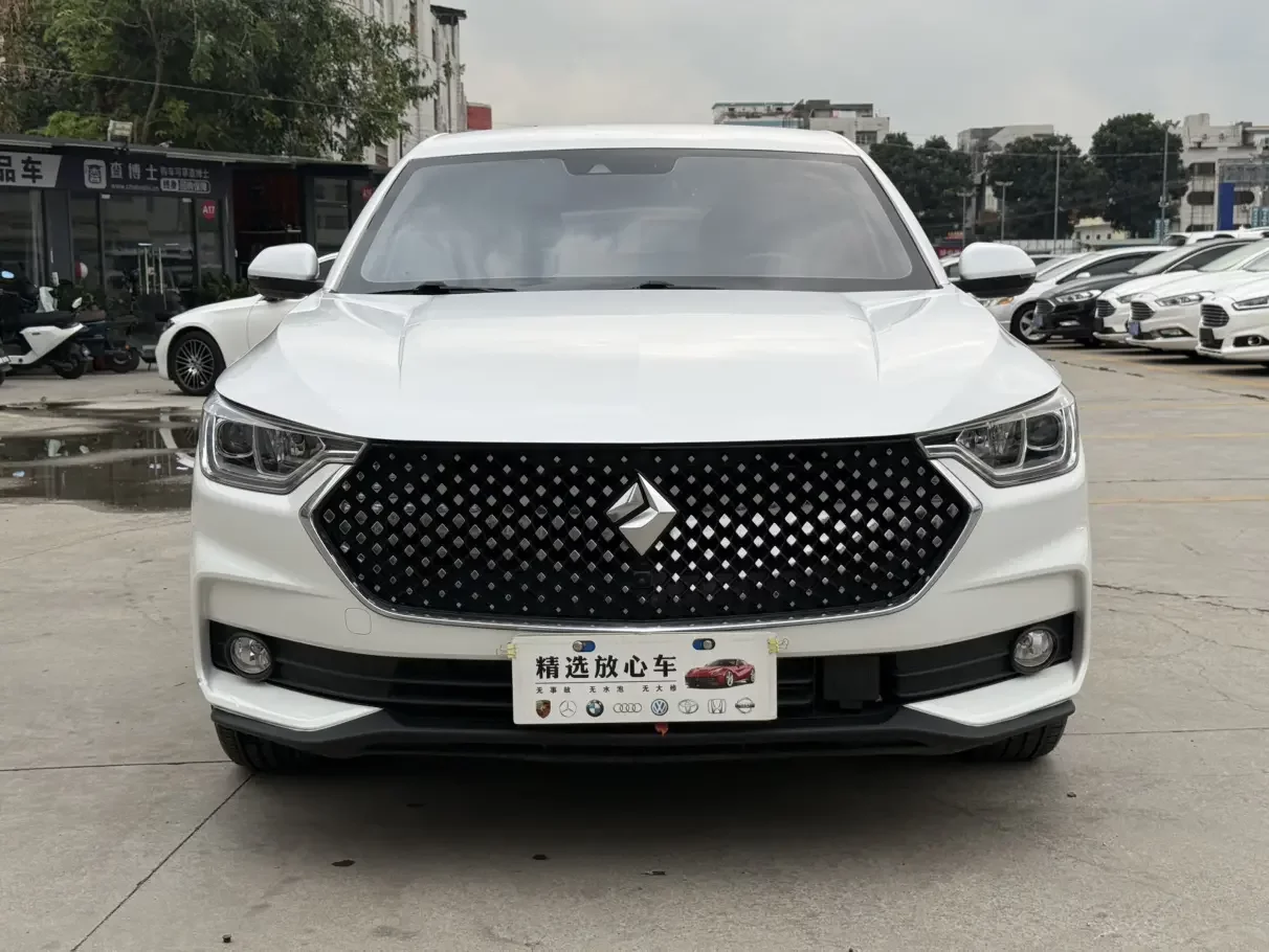 Baojun RC-6