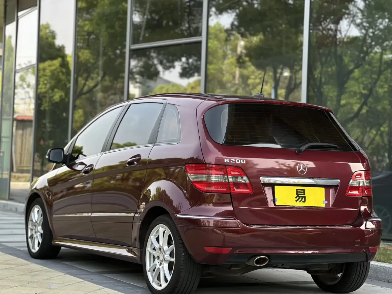 Mercedes-Benz B Class