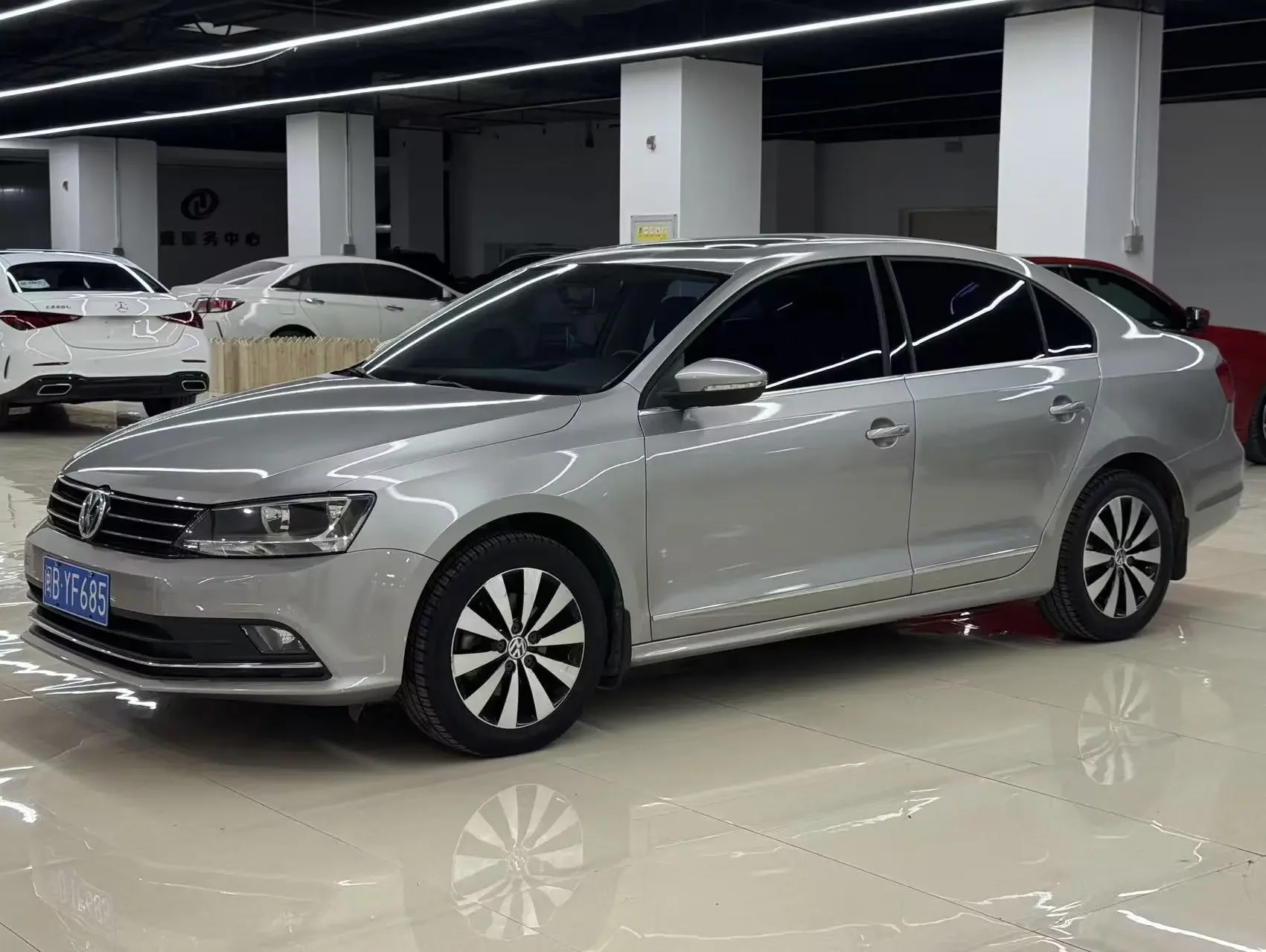 Volkswagen Sagitar