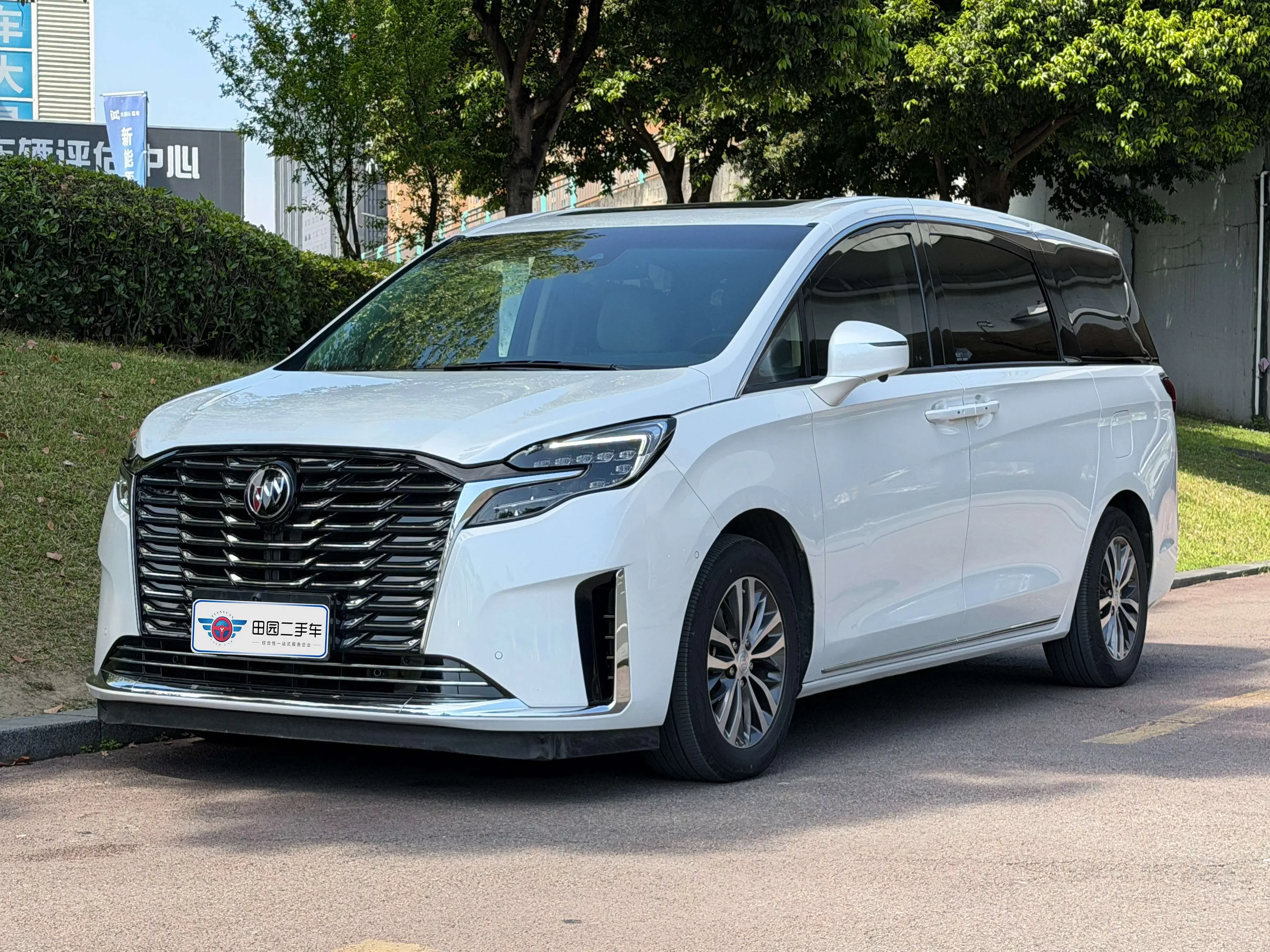 Buick GL8