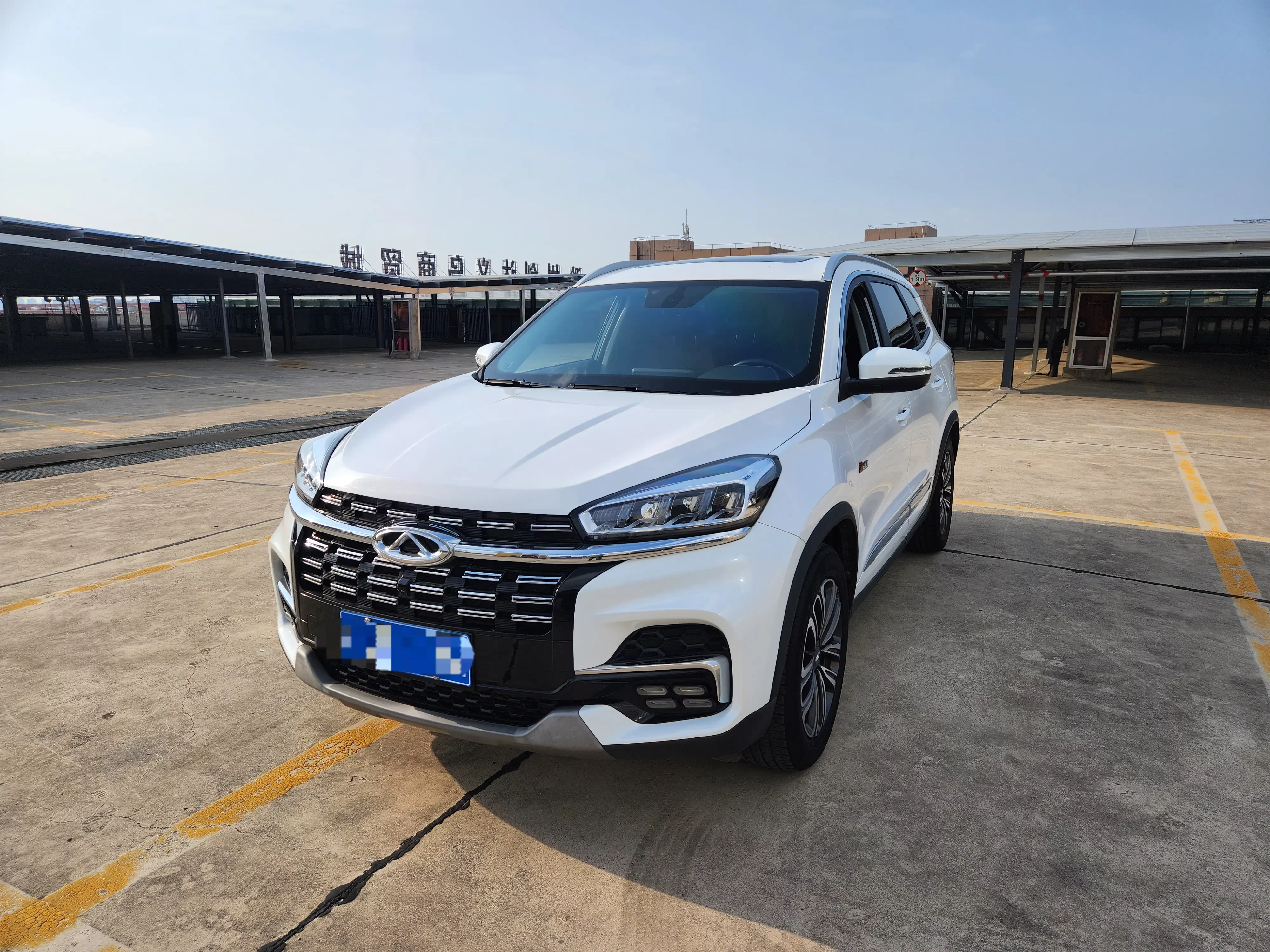 Chery Tiggo 8