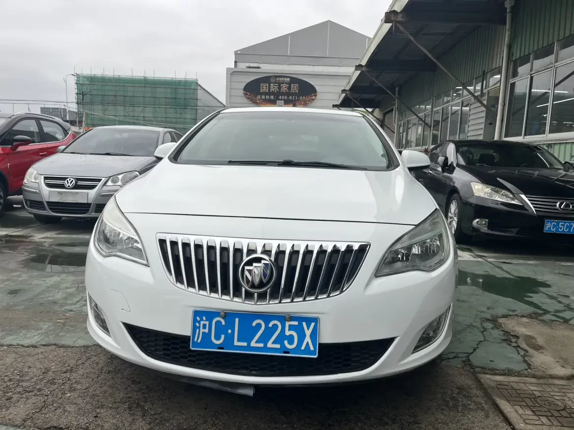 Buick Yinglang