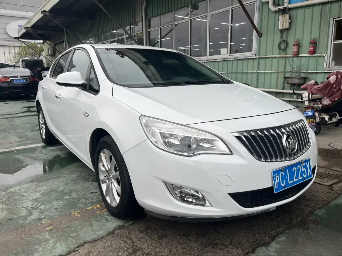 Buick Yinglang