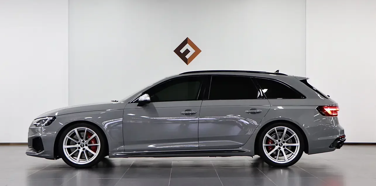 Audi RS 4