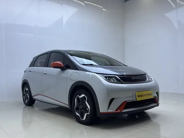 BYD dolphin