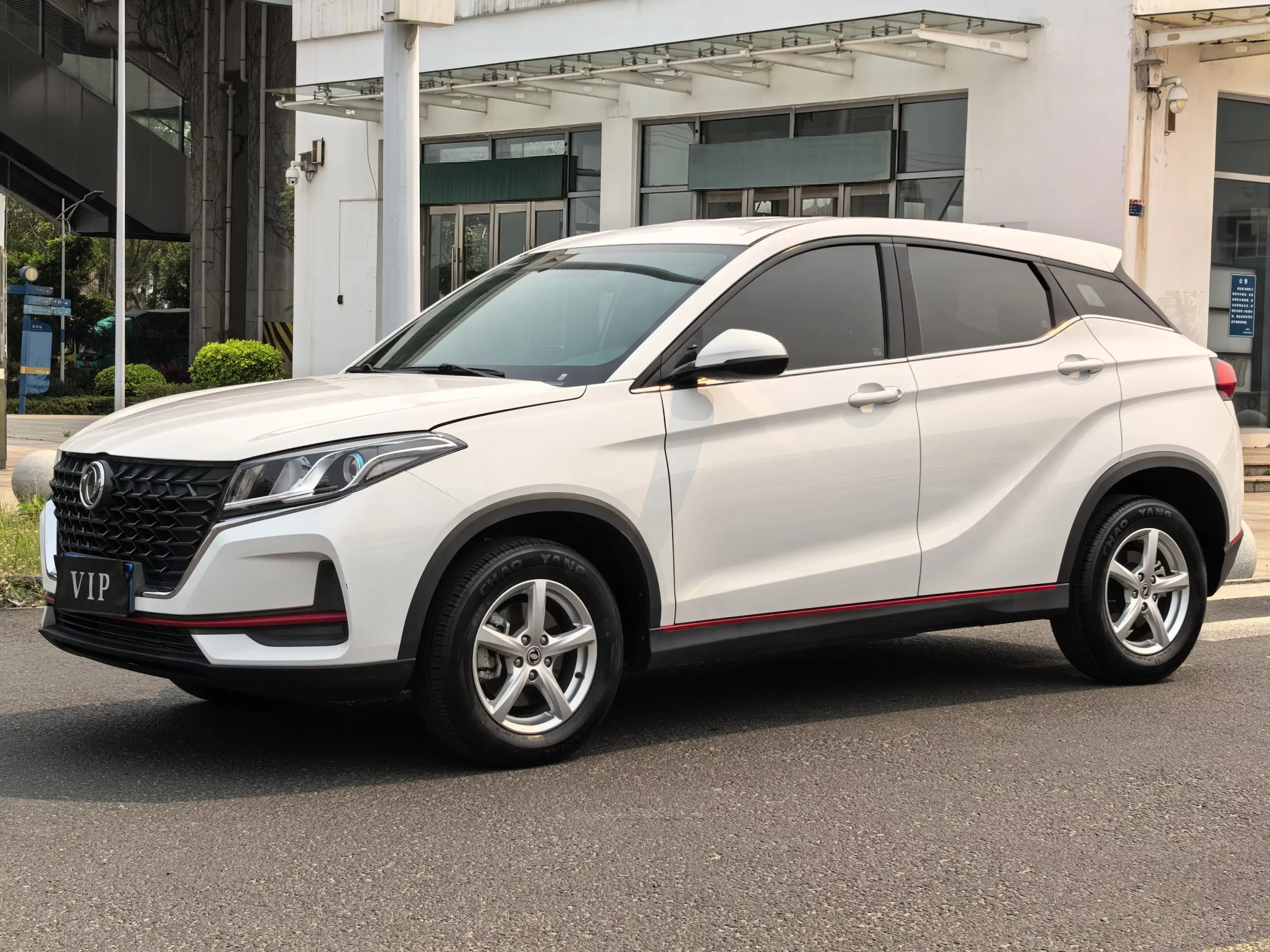 Dongfeng Fengon 500