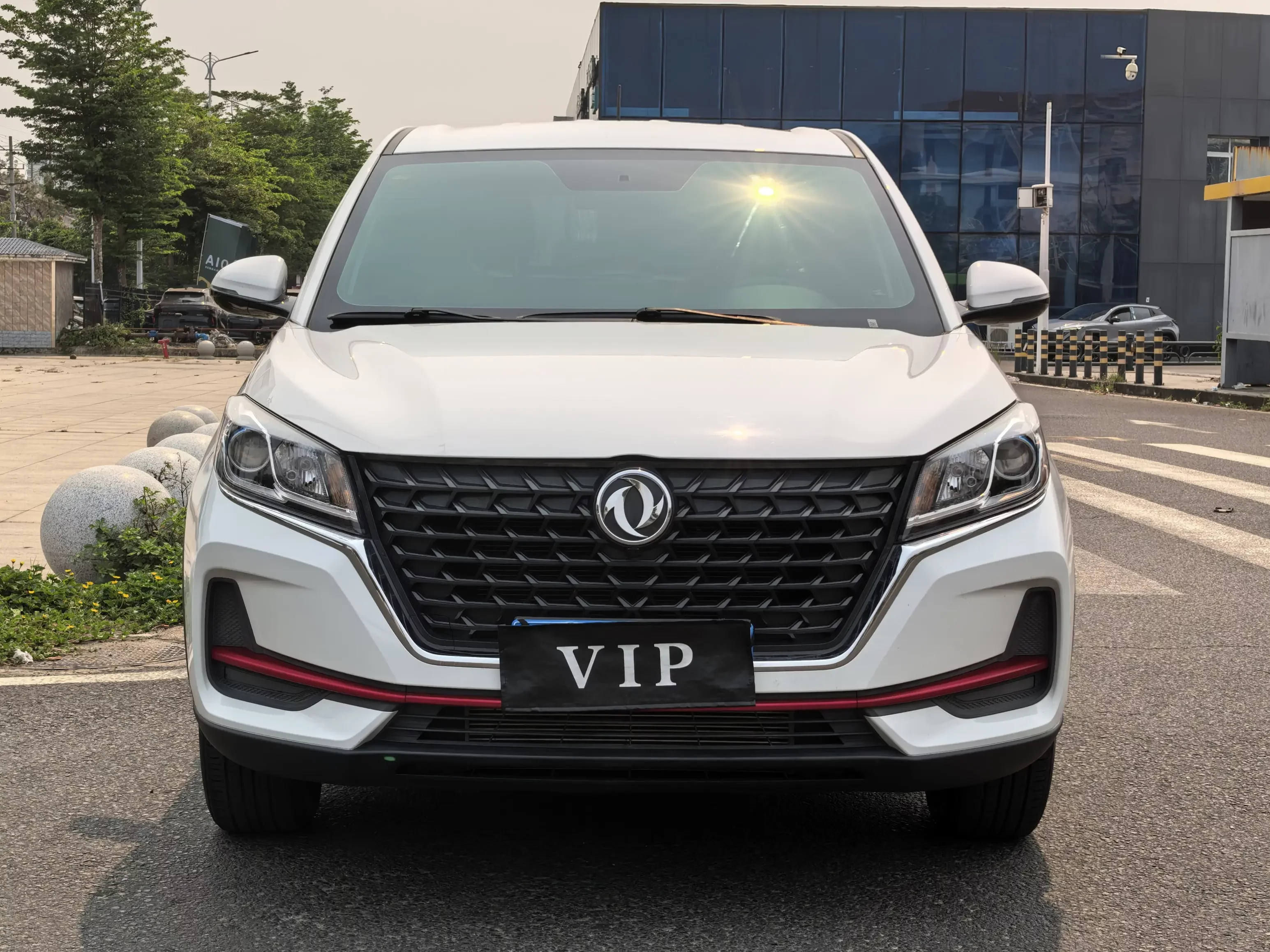 Dongfeng Fengon 500