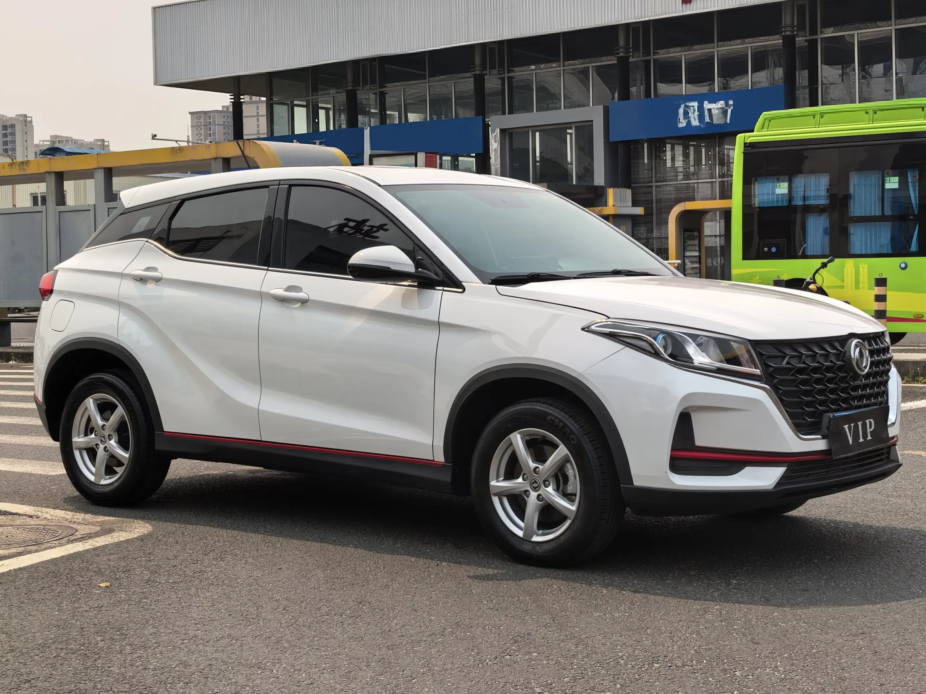 Dongfeng Fengon 500