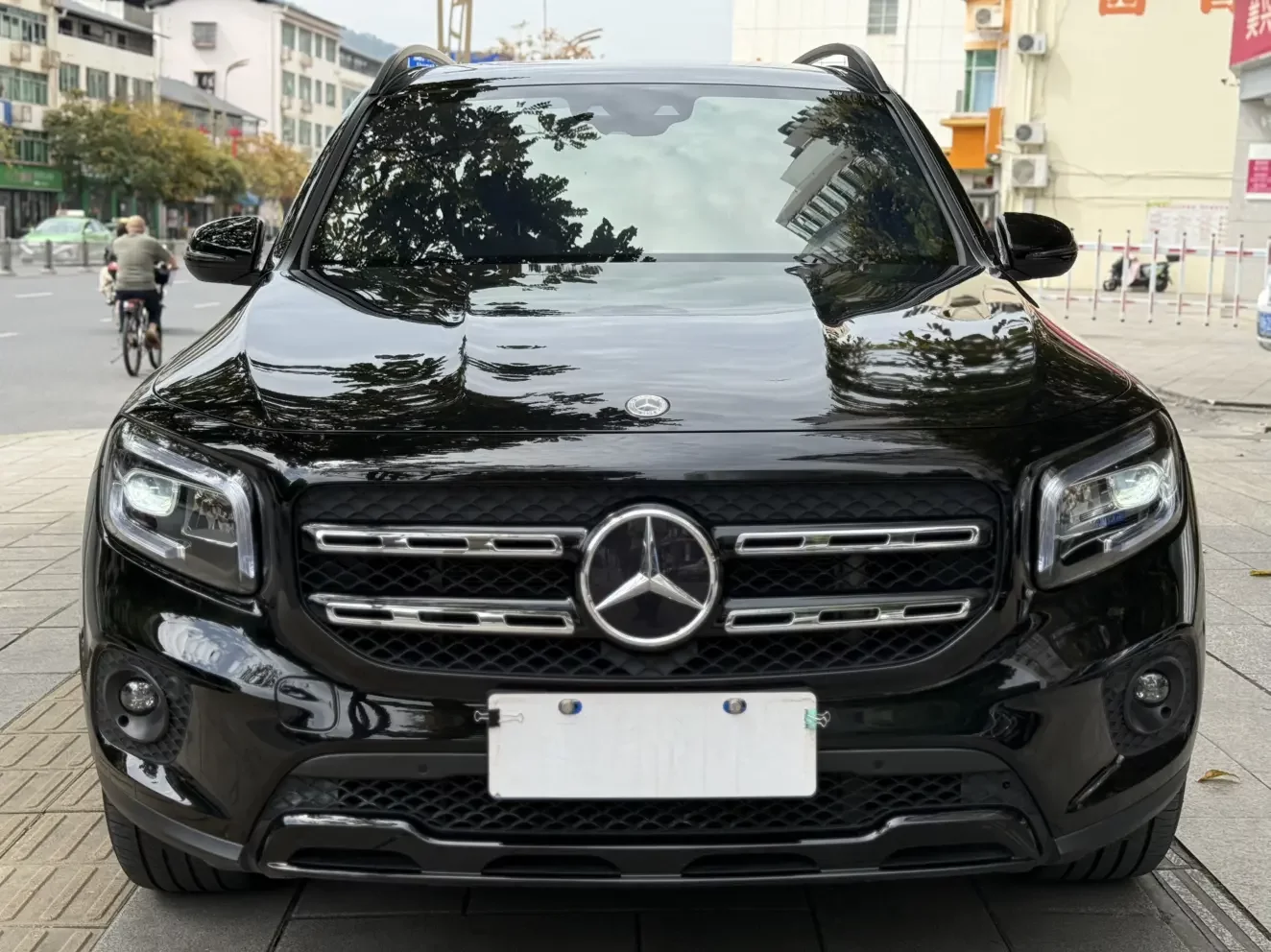 Mercedes-Benz GLB