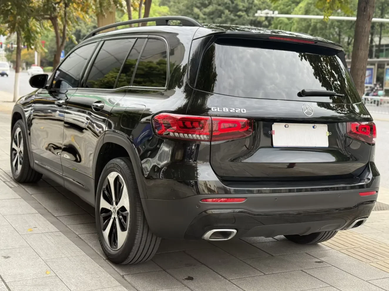 Mercedes-Benz GLB