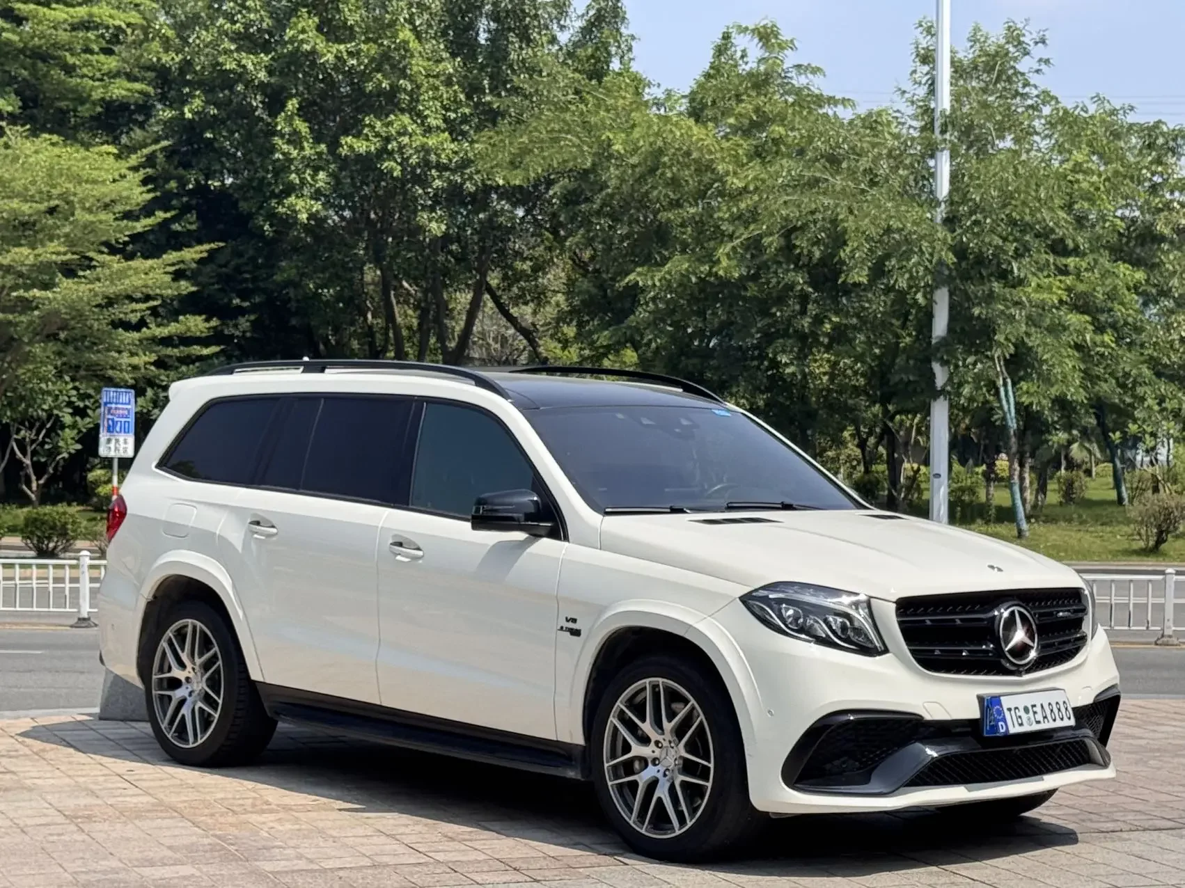 Mercedes-Benz GLS AMG