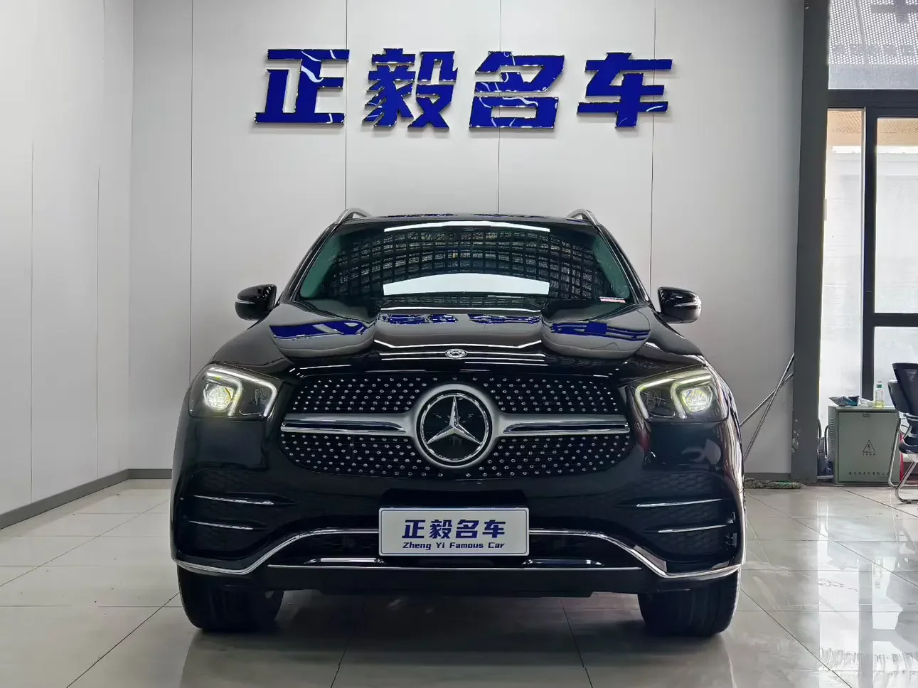 Mercedes-Benz GLE (Imported)
