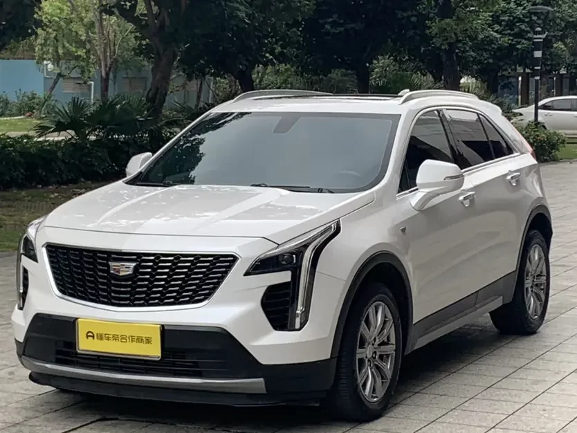 Cadillac XT4  из Китая