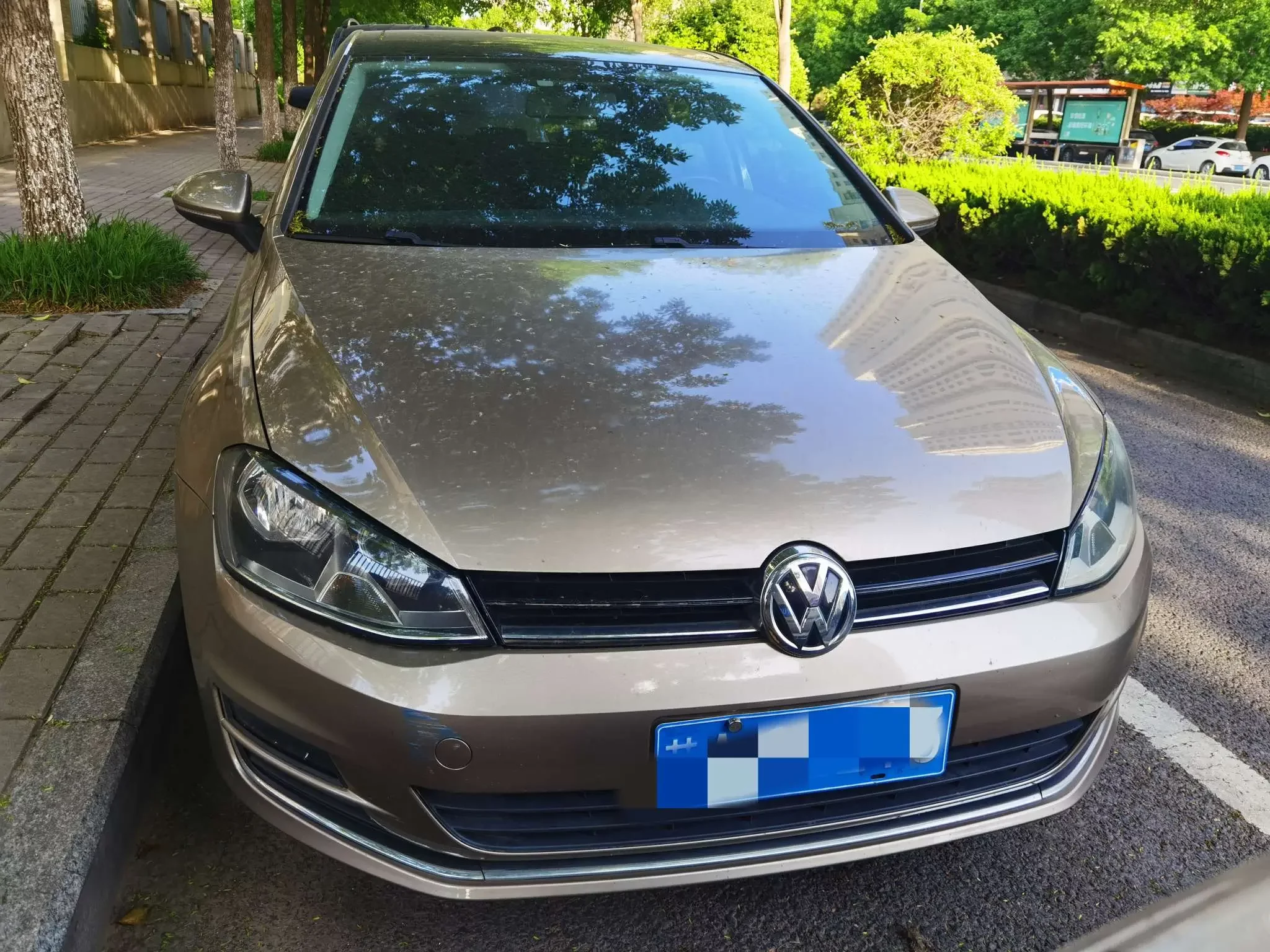 Volkswagen golf