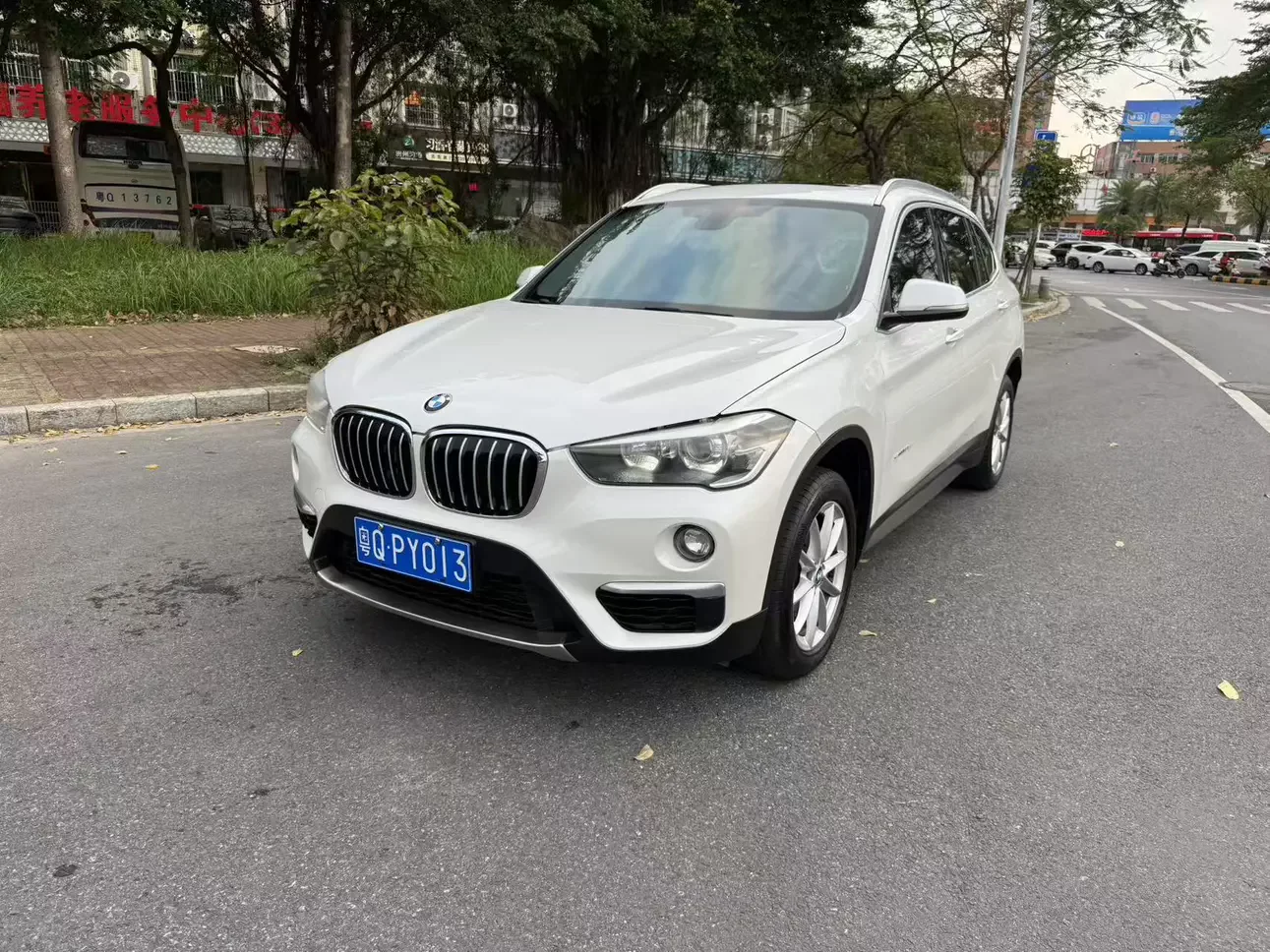 BMW X1