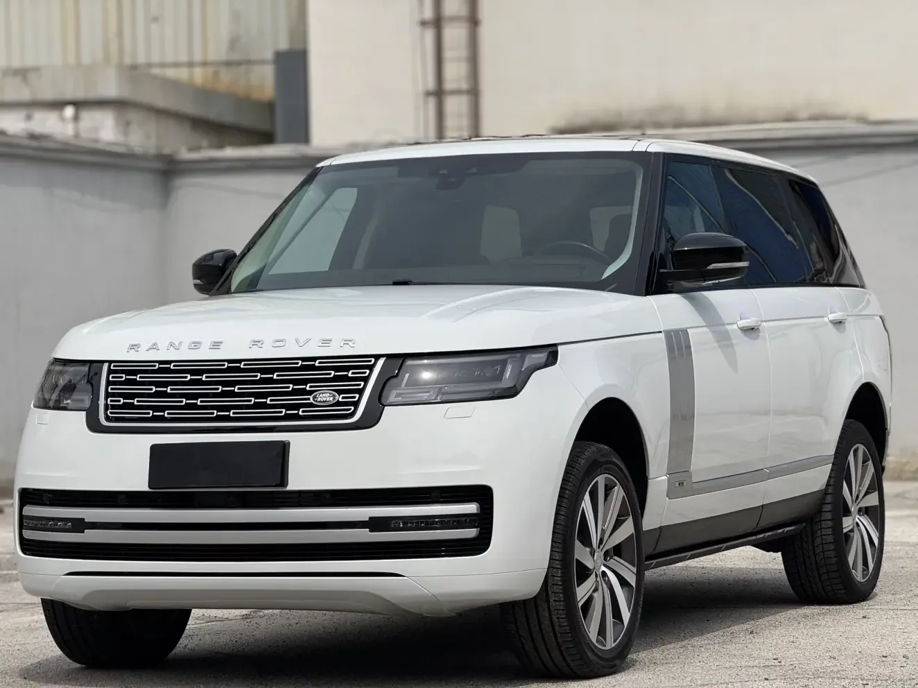 Land Rover range rover